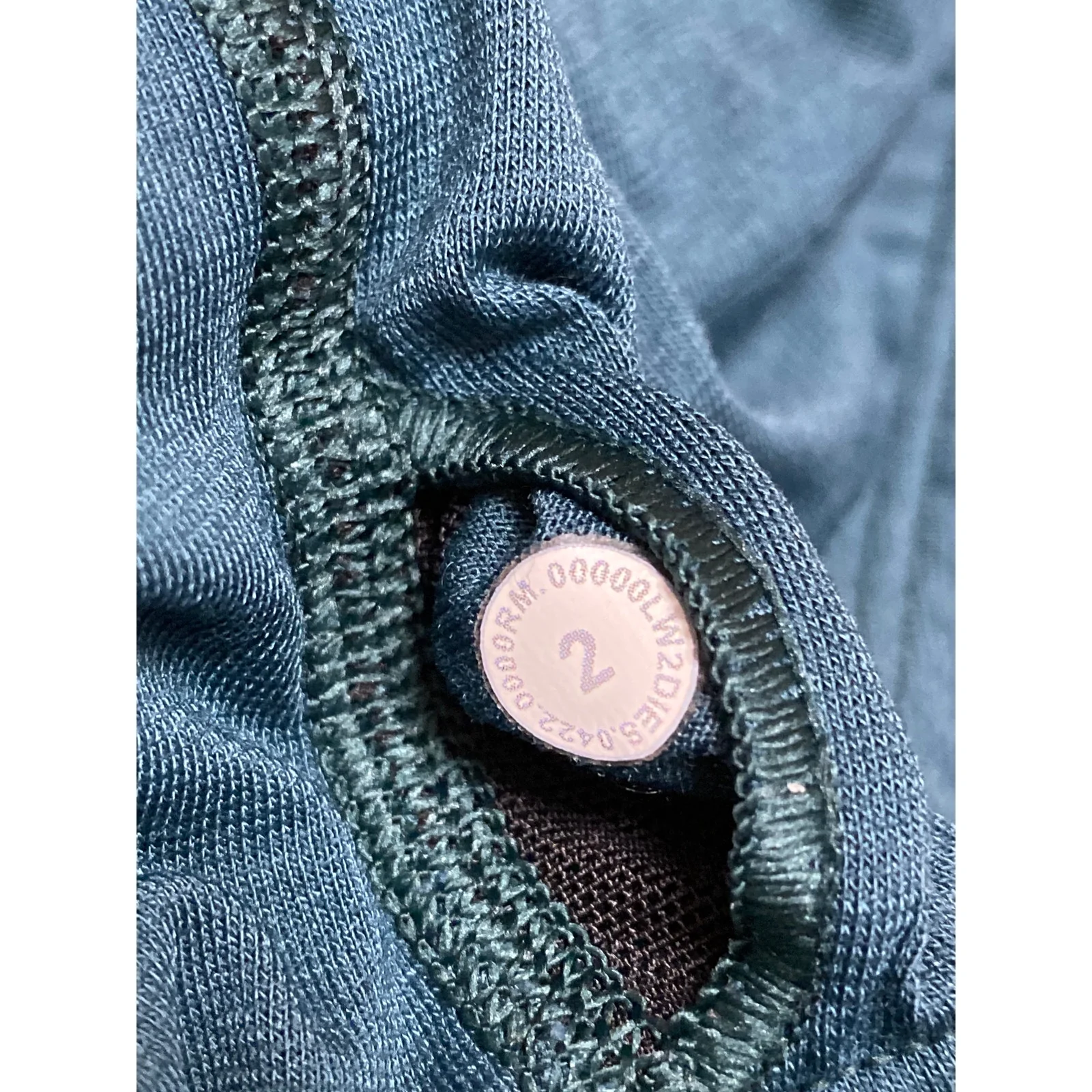Lululemon Blue Green One Shoulder Sleeveless Athletic Sports Bra Crop Tank Top 2 - Image 4