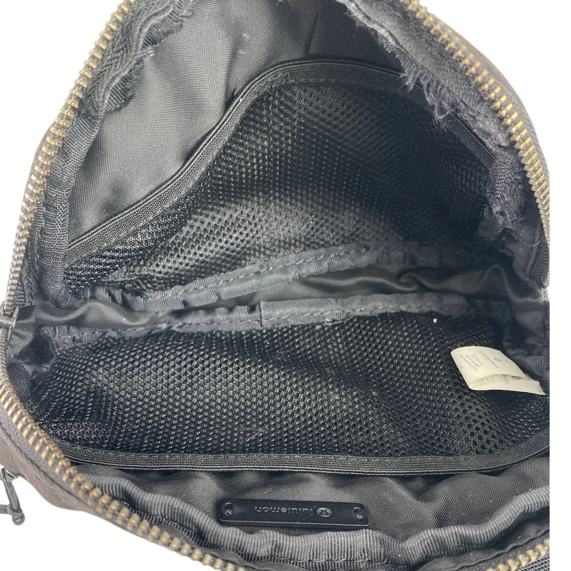 Lululemon Everywhere Belt Bag Black Gray Camo Pockets Keys Fanny Pack Handbag - Image 3