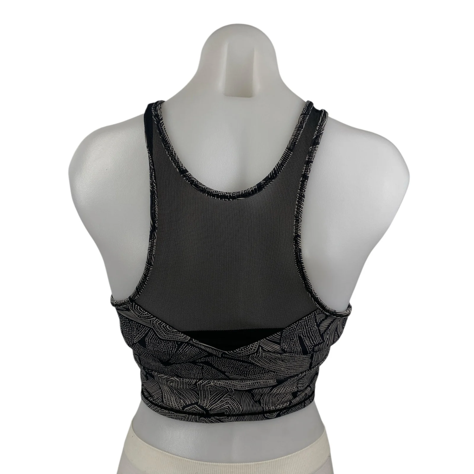 Lululemon Get It Om Black Gray Mesh Geometric Yoga Workout Athletic Crop Top 4 - Image 2