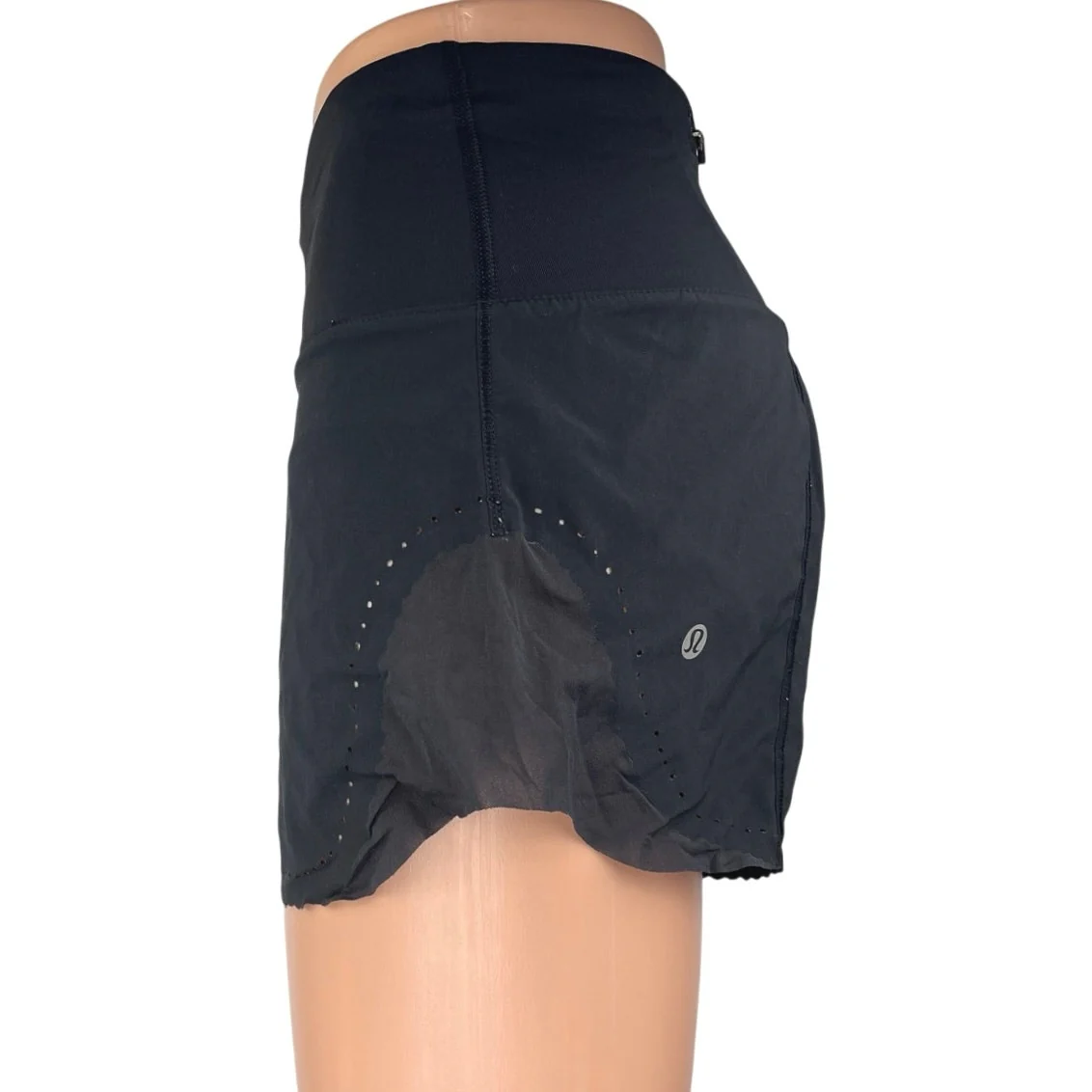 Lululemon Womens Black Eyelet Scalloped Pull On Activewear Running Shorts Size 2 - Image 2