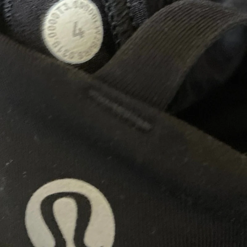Lululemon Women's Black Sleeveless Strappy Yoga Athletic Sport Bra Crop Top 4 - Image 3