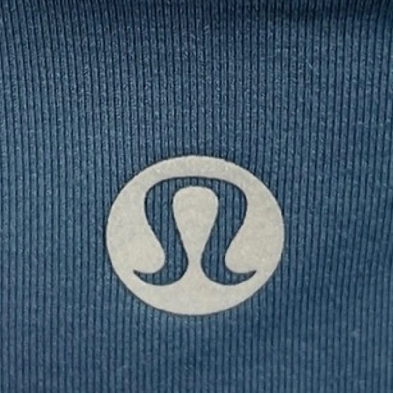 Lululemon Women's Blue Sleeveless Scoop Neck Wide Strap Activewear Sports Top M - Image 3