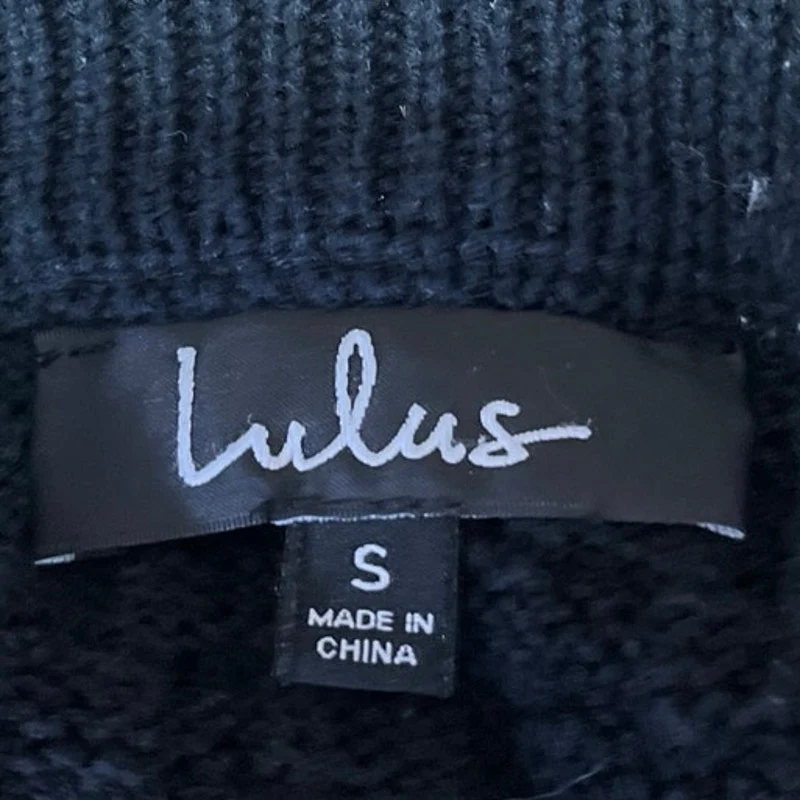 Lulus Women's Black Cable Knit V-neck Long Sleeve Pullover Crop Sweater Top S - Image 4