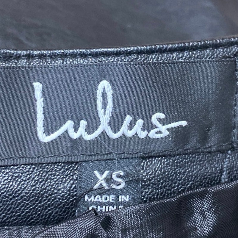 Lulus Women's Black Faux Vegan Leather Zipper Pockets Mini A-Line Skirt Size XS - Image 4