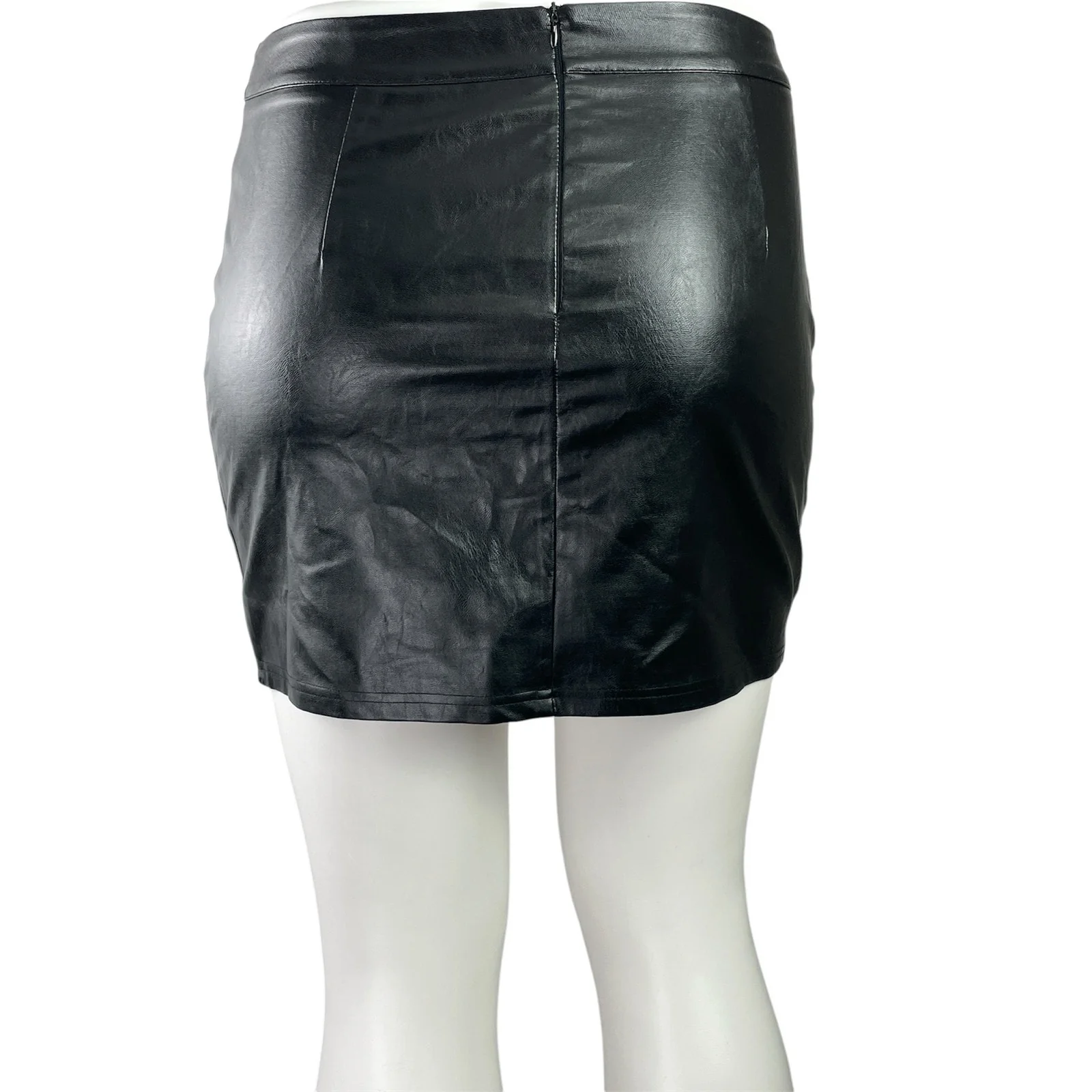 Lulus Women's Black Faux Vegan Leather Zipper Slit Mini Pencil Skirt Size XL - Image 3