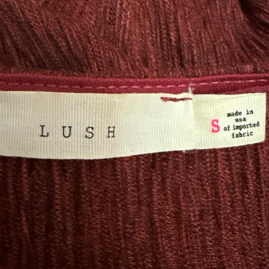 Lush Women's Red Twist Knot Front Short Sleeve V-Neck Midi Wrap A-Line Dress S - Image 4