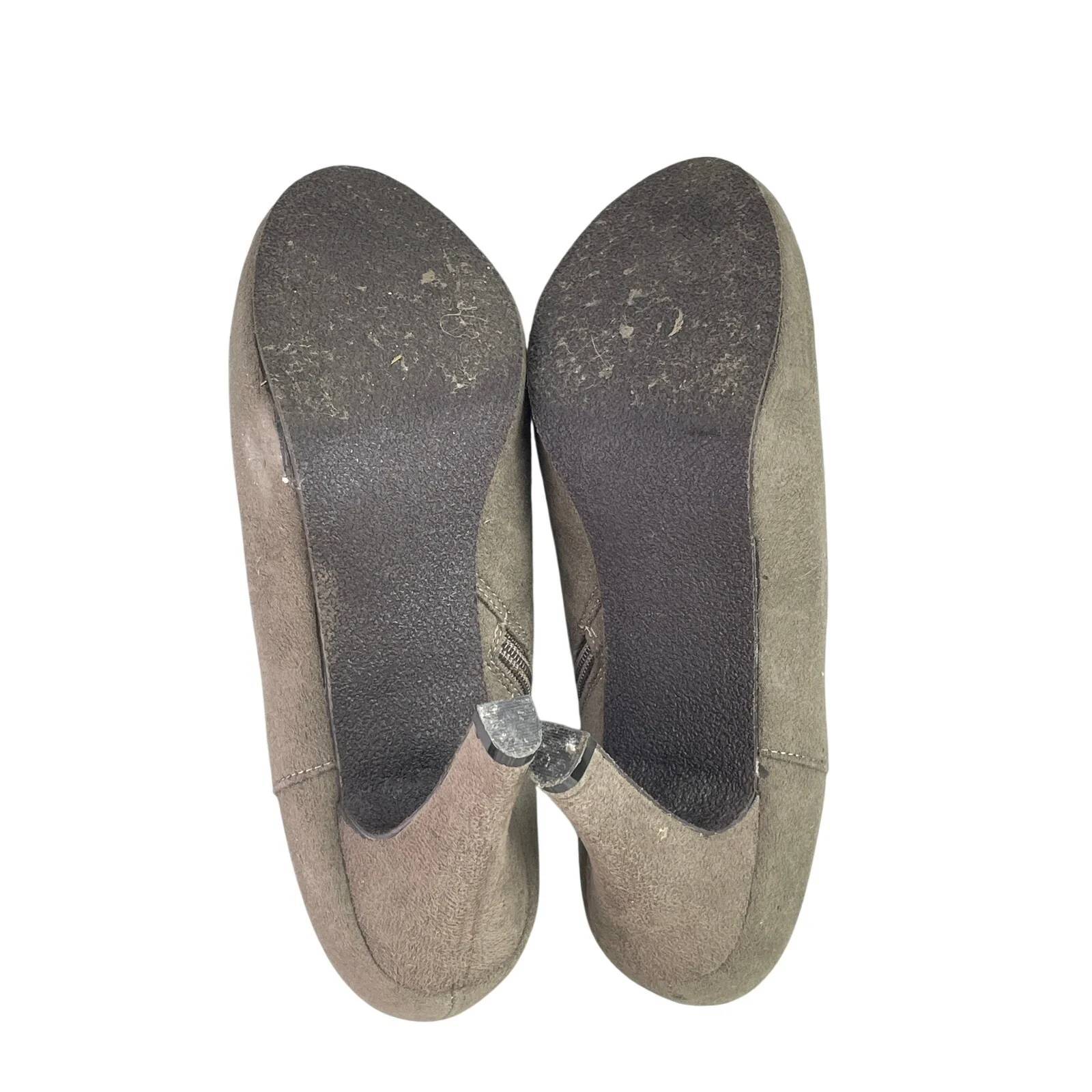 Madden Girl Rhiana Gray Faux suede Rosette Round Toe High Heel Booties Size 7.5 - Image 4