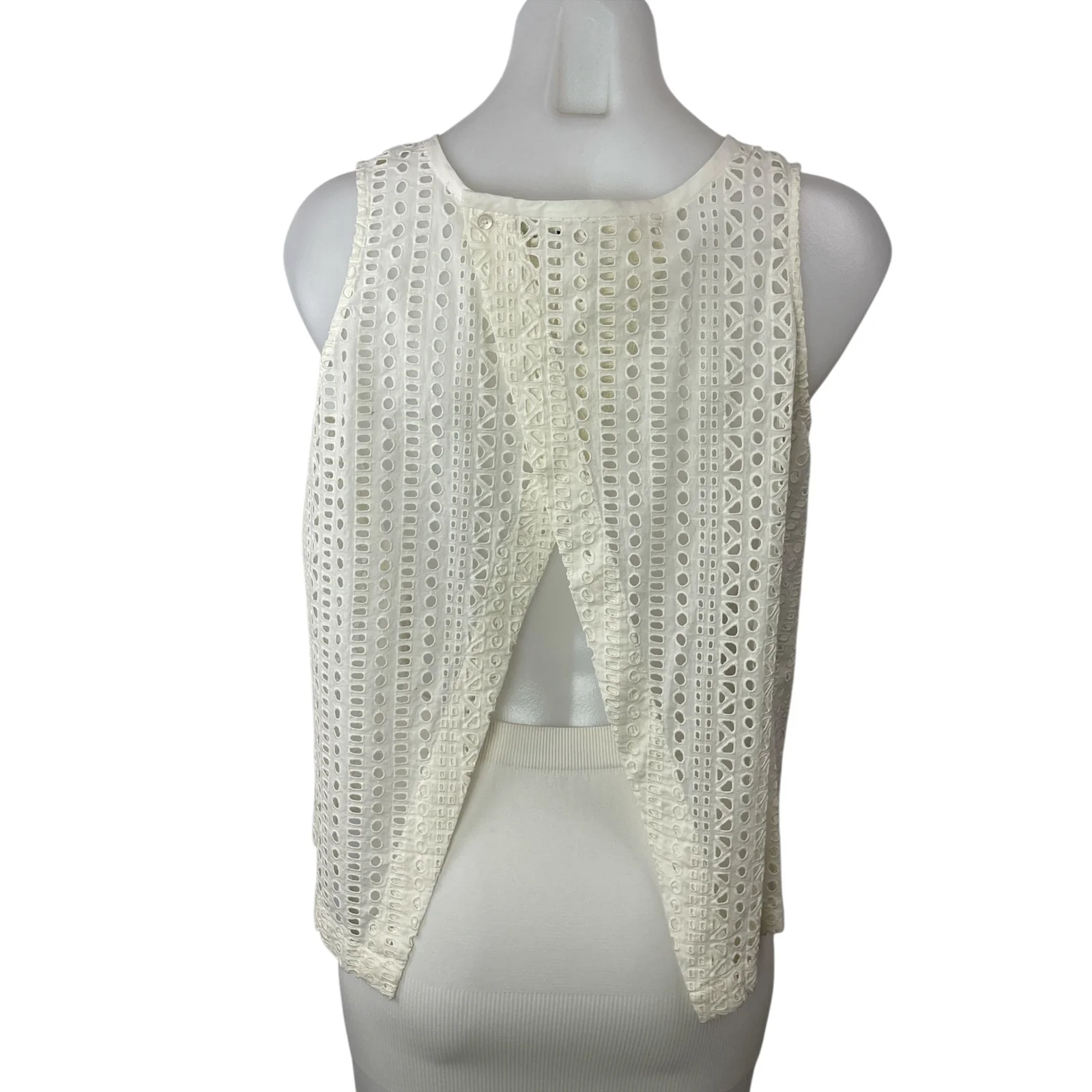 Madewell White Embroidered Eyelet Split Back Sleeveless Tank Blouse Top Size S - Image 2