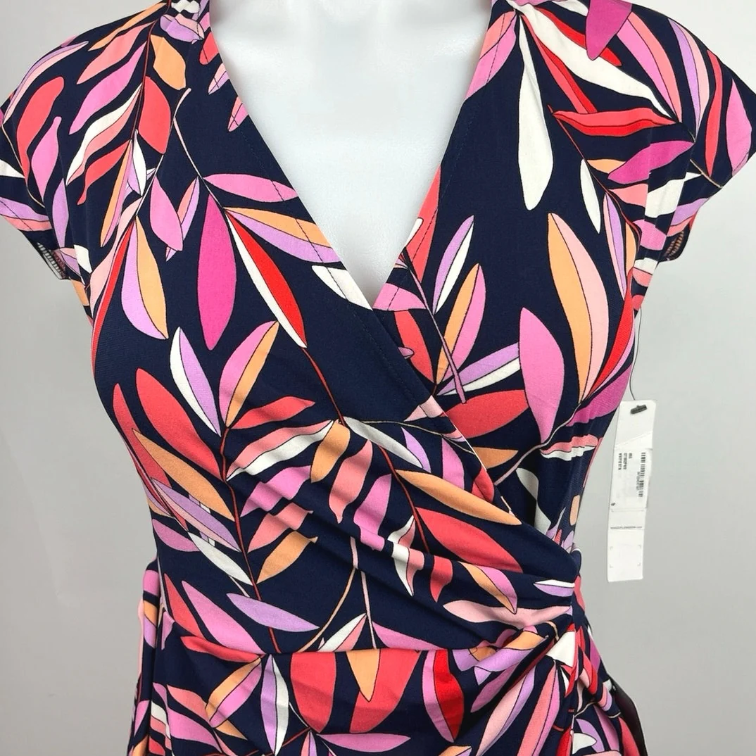 Maggy London NWT Multicolor Printed V Neck Cap Sleeve Mini Wrap Dress Size 4P - Image 3