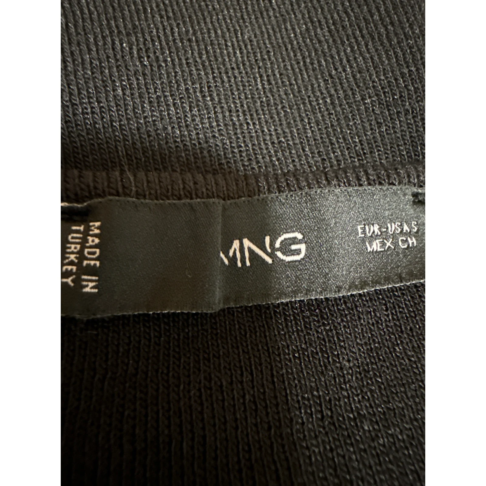 MNG Mango Black Sleeveless Ribbed Knit Bow Keyhole Cami Tank Crop Top Size S - Image 4