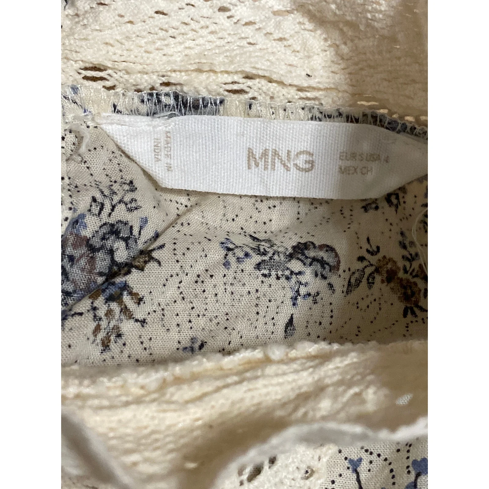 MNG Mango Overy Cream Black Floral Lace Embroidered Long Sleeve Blouse Top Sz 4 - Image 3
