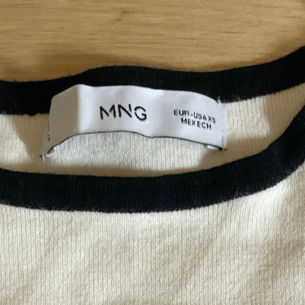 MNG Mango Women's Cream Long Sleeve Crew Neck Knit Cropped Sweater Top Size XS - Image 5