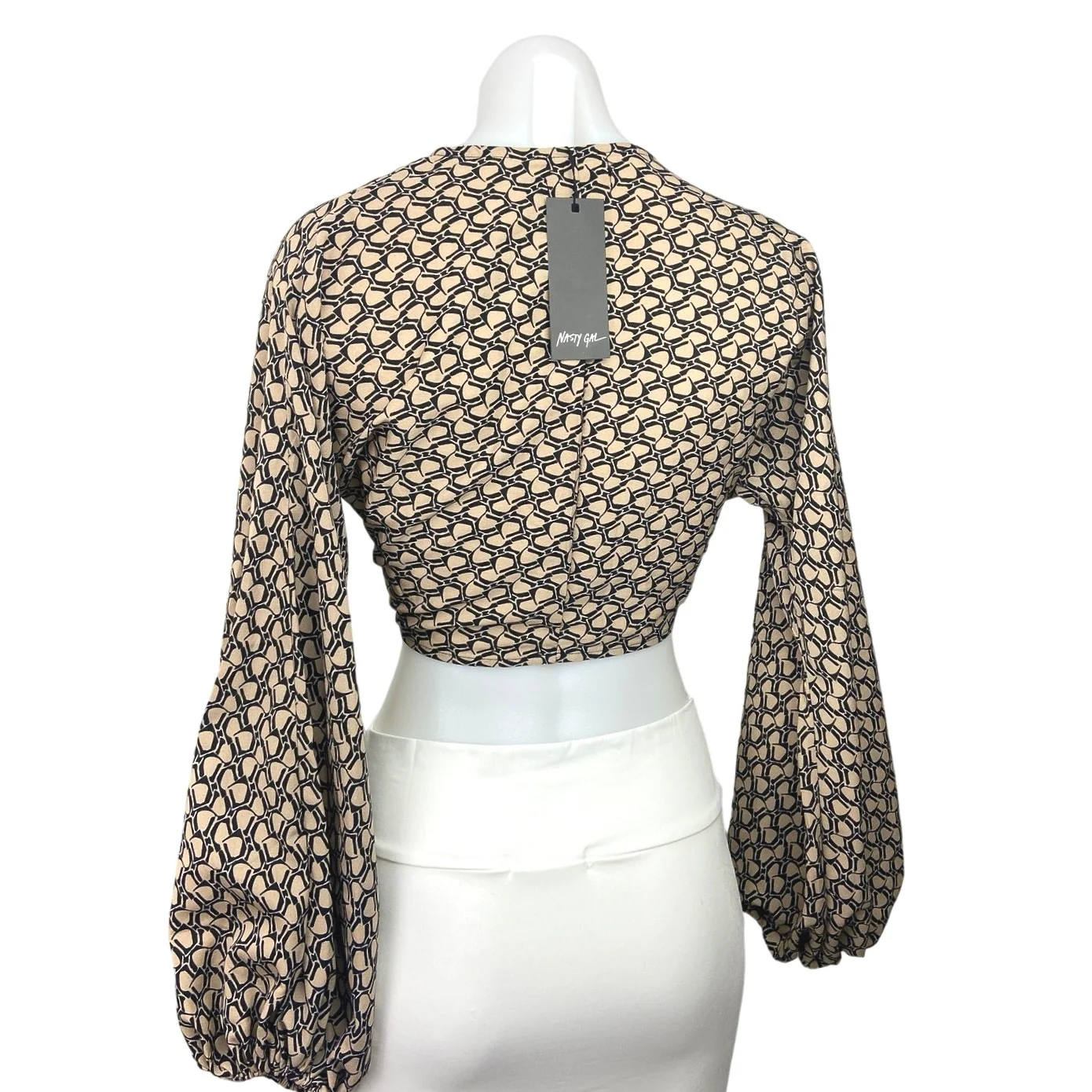 Nasty Gal NWT Giraffe Oversized Long Sleeve V-neck Knot Front Blouse Crop top 2 - Image 3