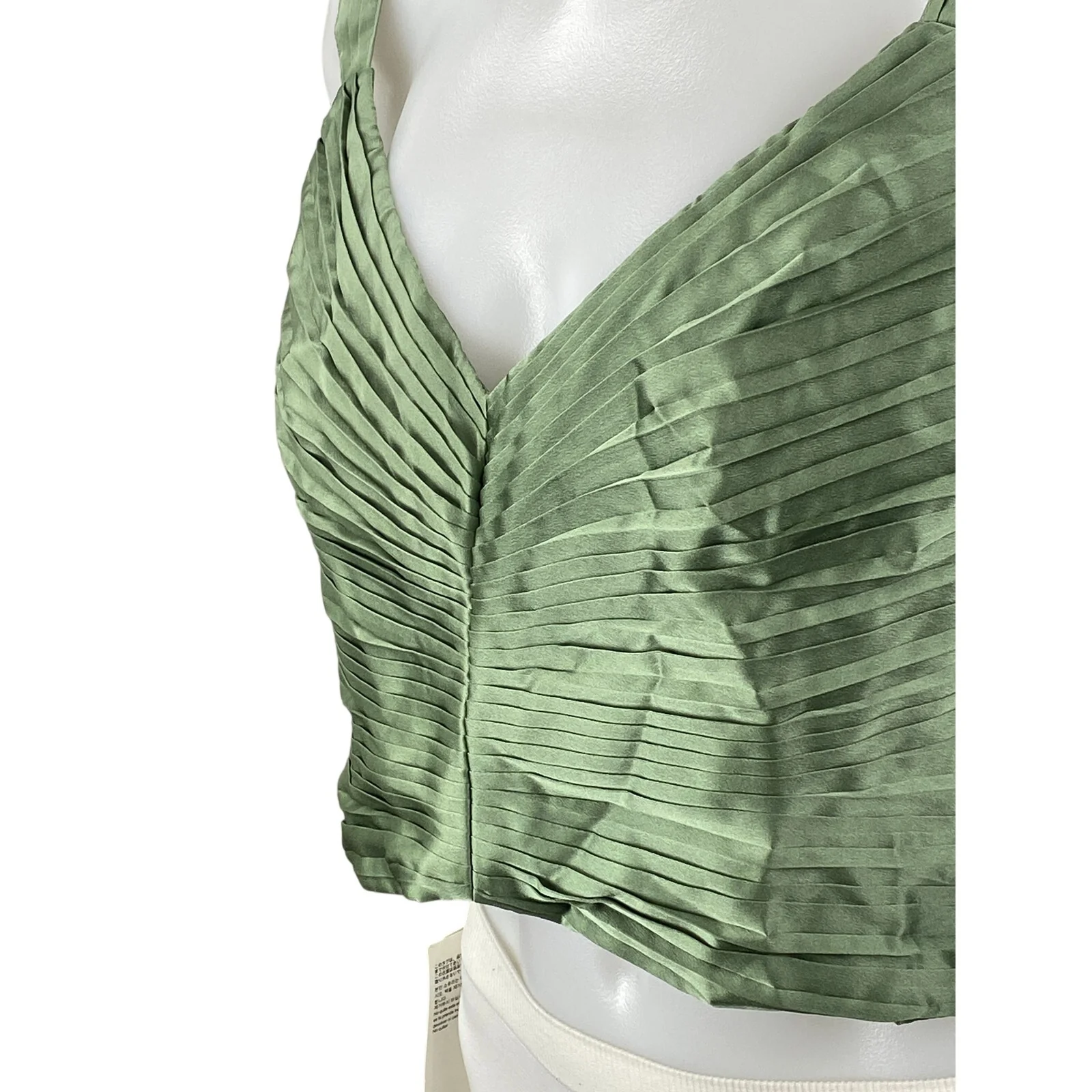 NEW Abercrombie & Fitch Green Silk Satin Pintucked Sleeveless V Neck Crop Top L - Image 3