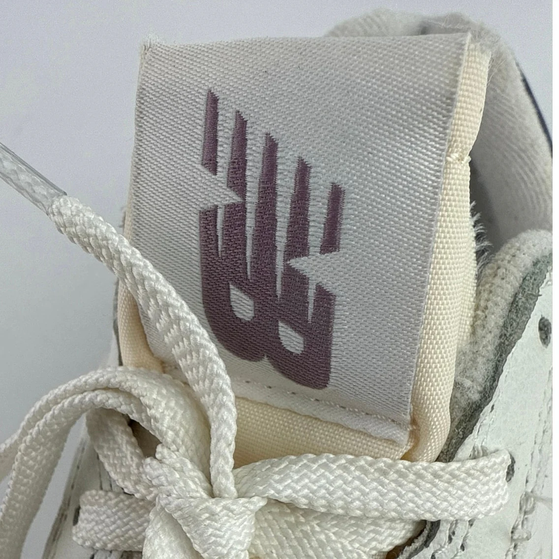 New Balance CT302 Men's White Low Top Lace-Up Athletic Sneakers Shoes Size 8.5 - Image 8