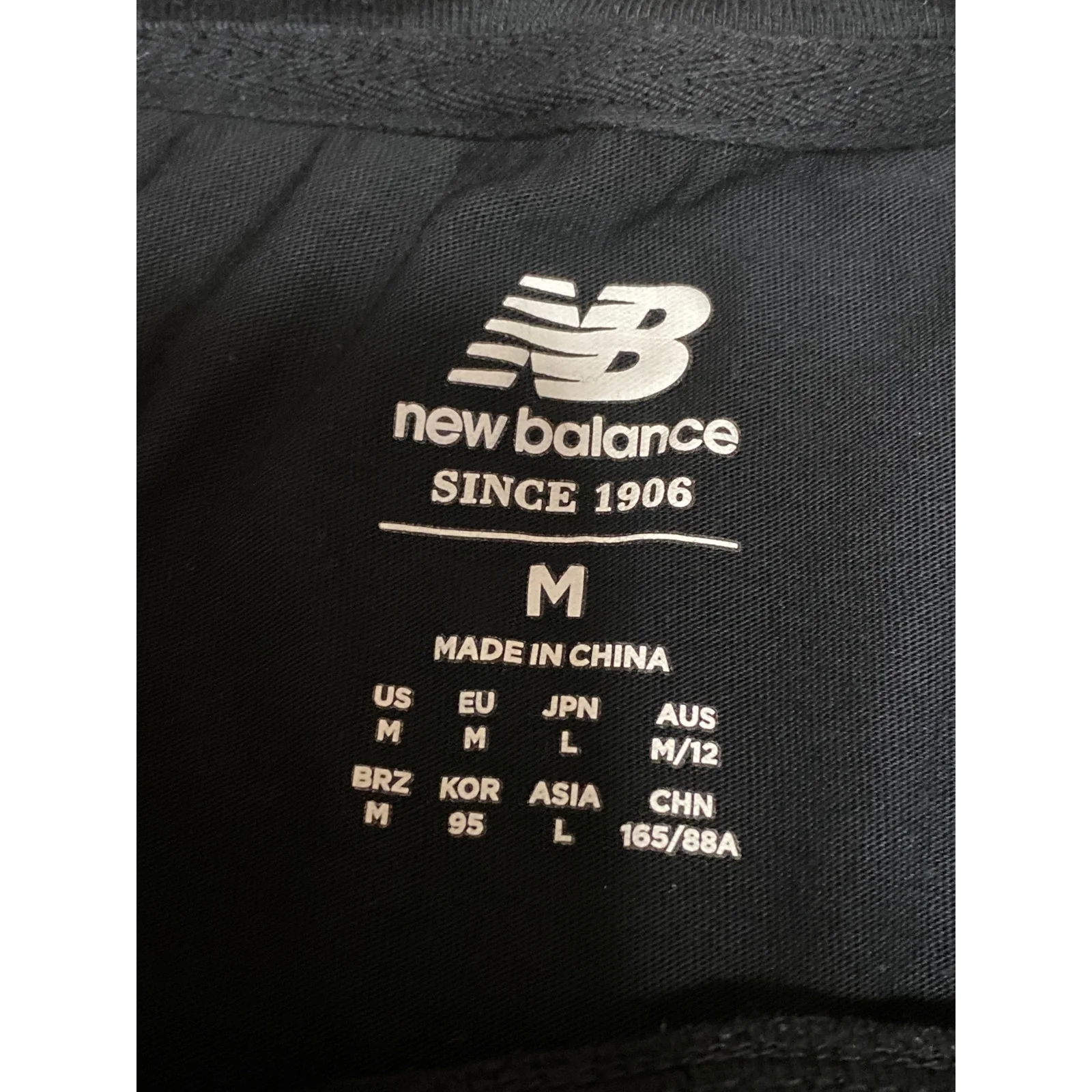 New Balance Women's Black Logo Spellout Short Sleeve Boxy Athletic T Shirt Top M - Image 3