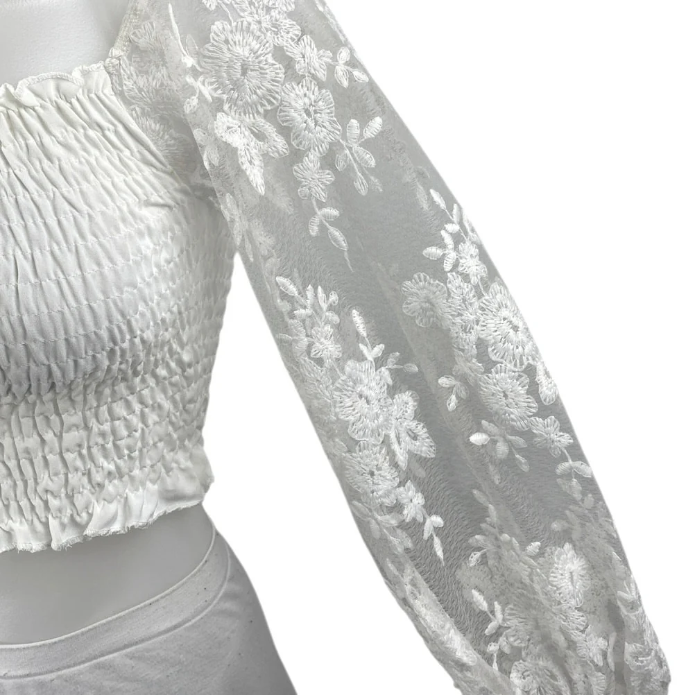NEW Bellavie Women's White Floral Balloon Long Sleeve Smocked Crop Blouse Top S - Image 3