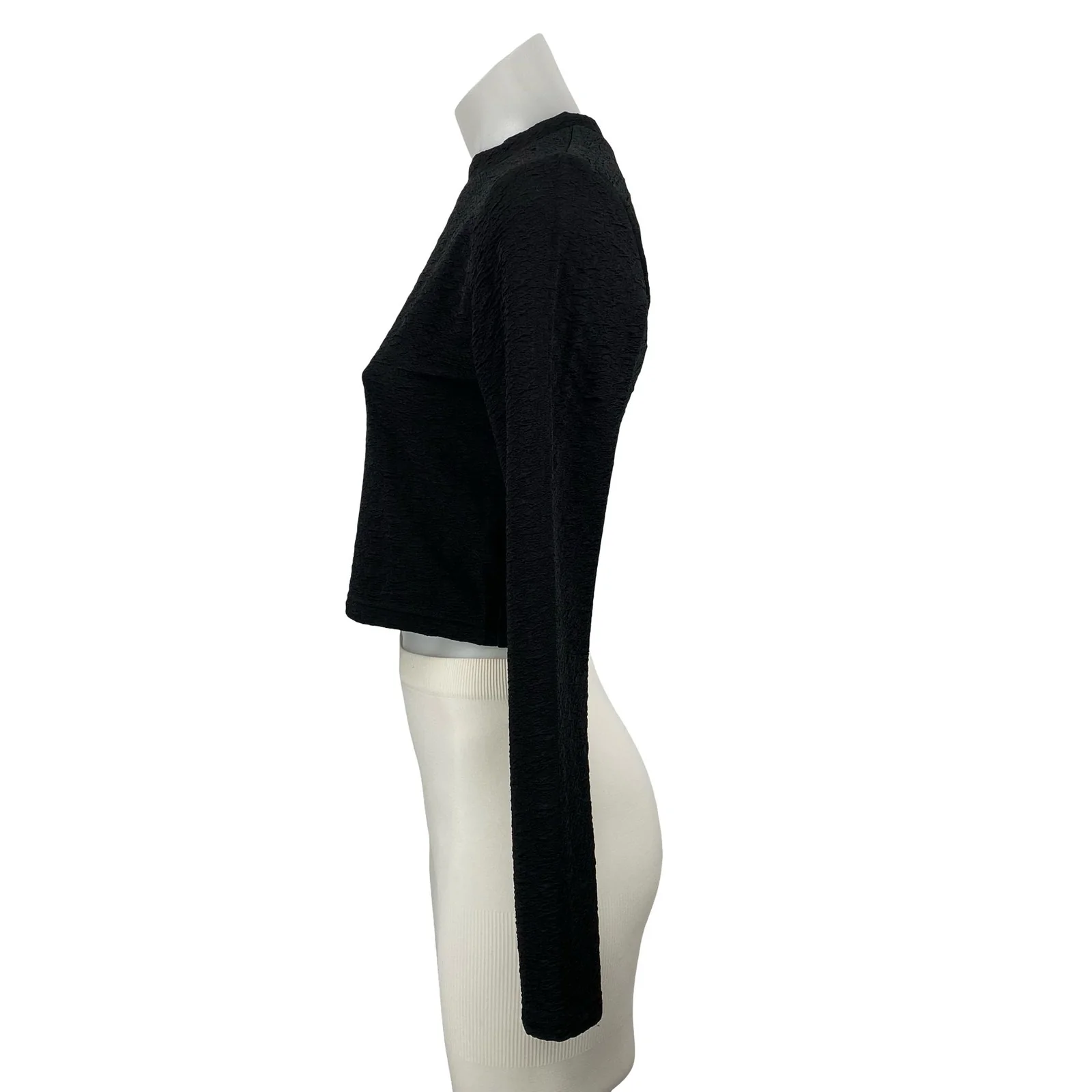 NEW BTFBM Women's Black Textured Long Sleeve Mock Neck Knit Crop Top Size S - Image 2