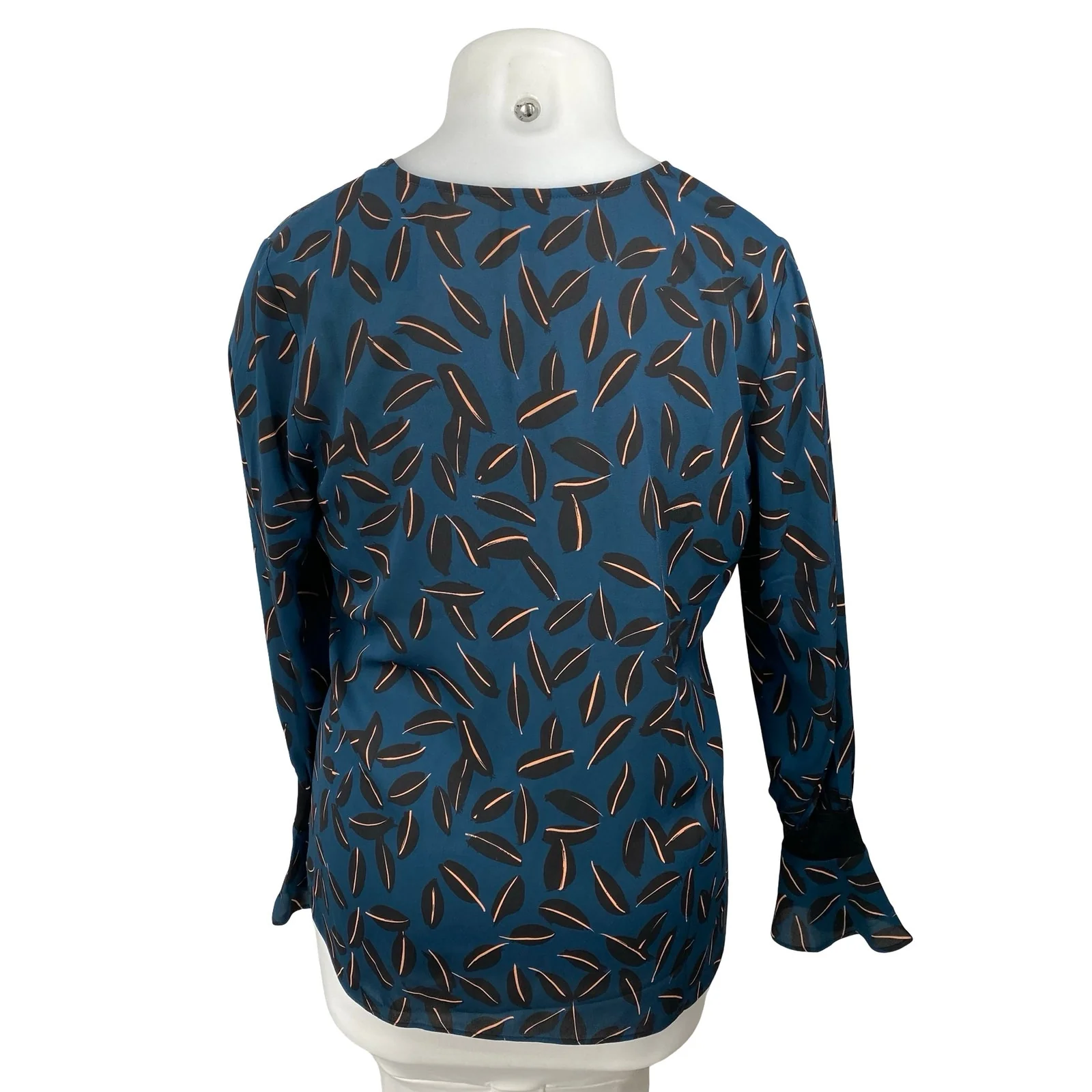 NEW Cabi Kate Shadow Leaf Women's Teal Blue V Neck Long Bell Sleeve Blouse Top L - Image 4