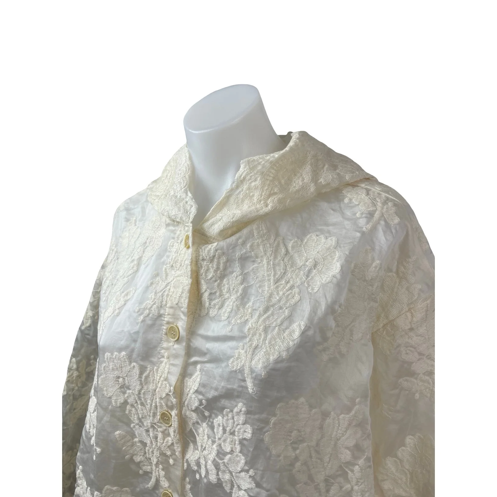 NEW Chenopod Ivory Floral Lace Hooded Long Sleeve Button Down Poncho Cape Top M - Image 2