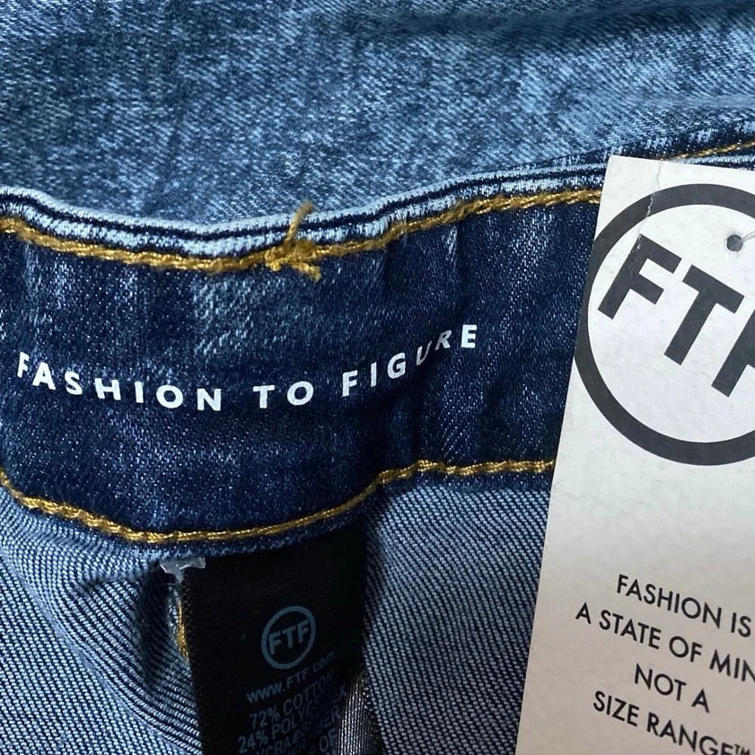 NEW Fashion to Figure Womens Blue High Waisted Straight Leg cargo Denim Jeans 18 - Image 4