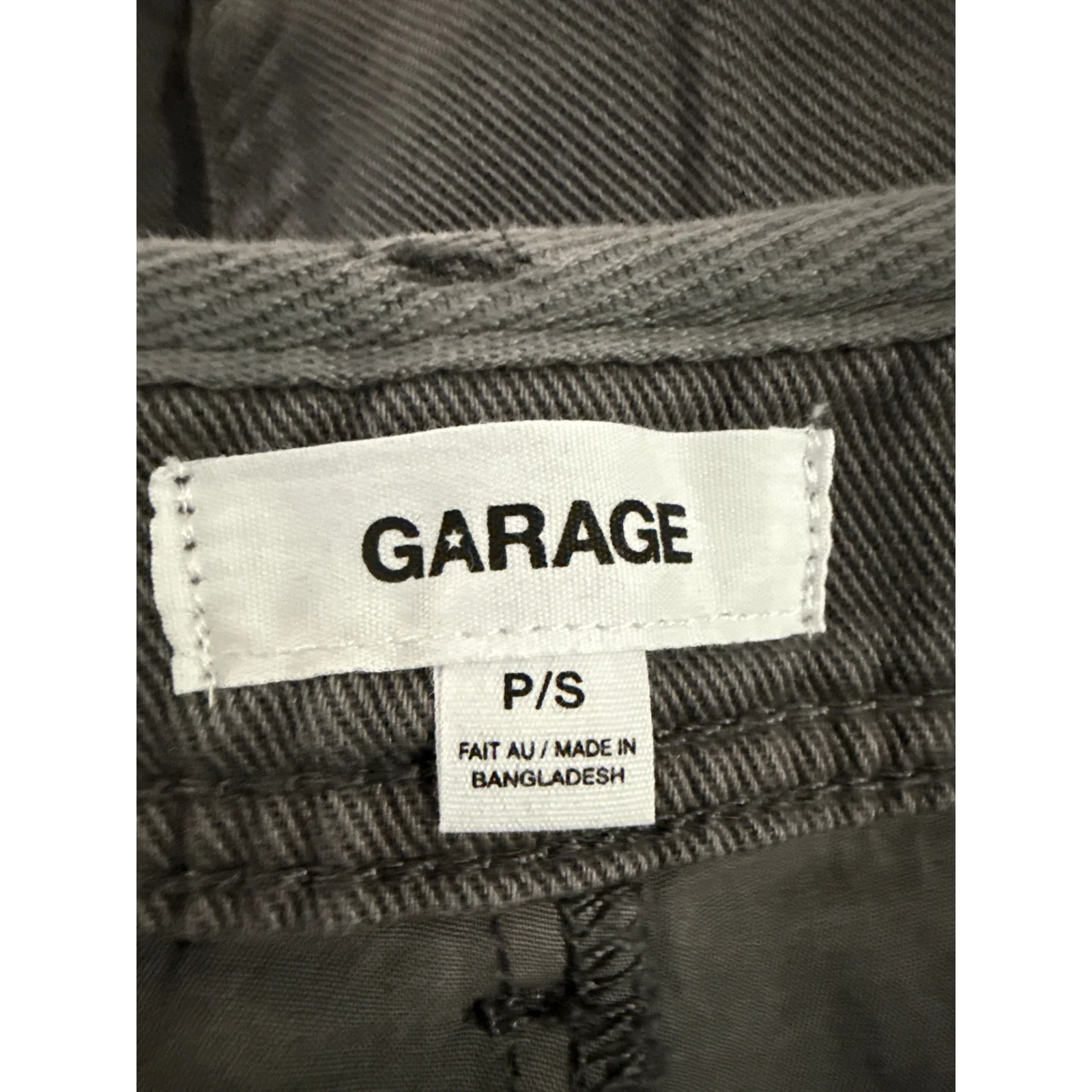 NEW Garage Women's Gray Mid Waist Utility Cargo Denim Jean Skirt Skort Size S - Image 5