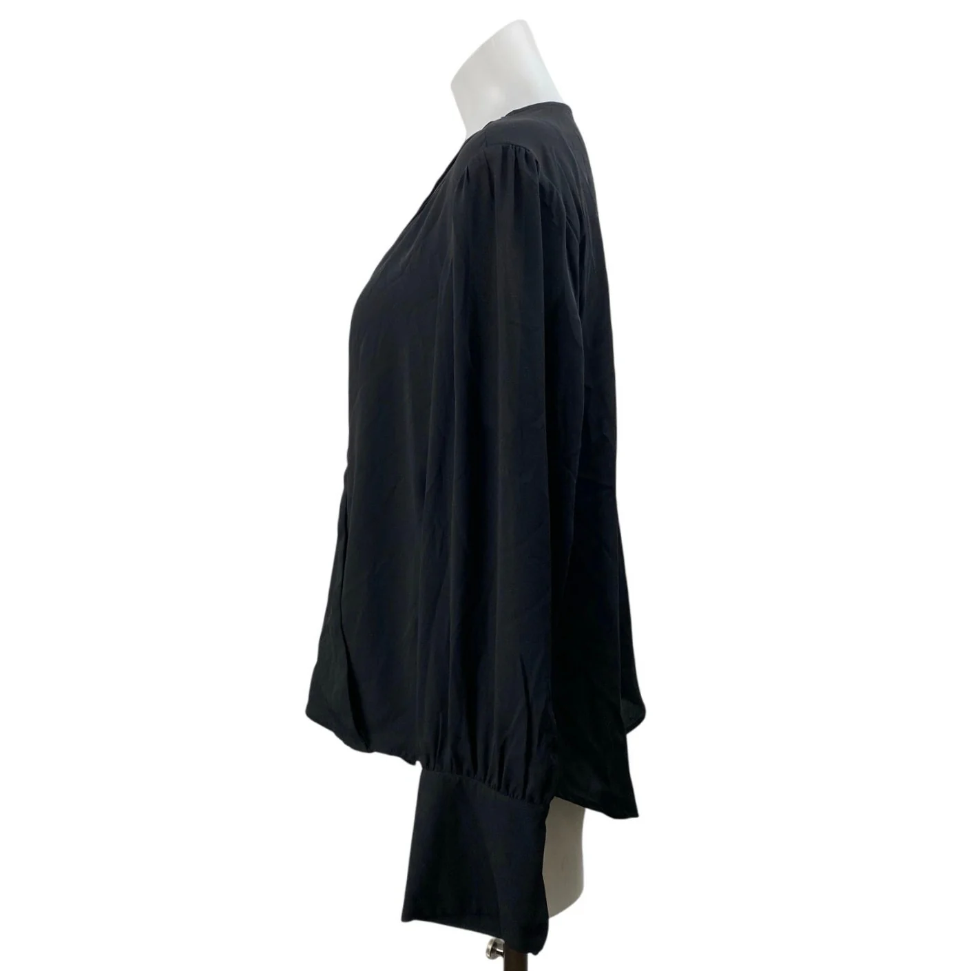 NEW Halogen Women's Black Faux Wrap V-neck Pleated Long Sleeve Blouse Top Sz XL - Image 2