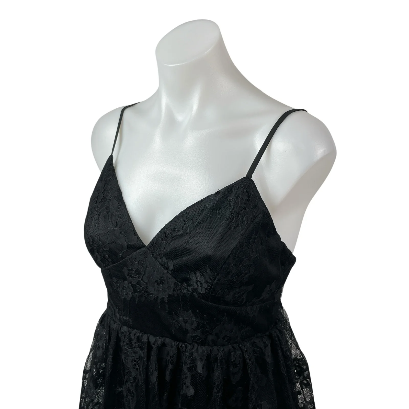 NEW Lulus Tier I Go Black Lace V Neck Sleeveless Tiered Maxi Prom Dress Size M - Image 2
