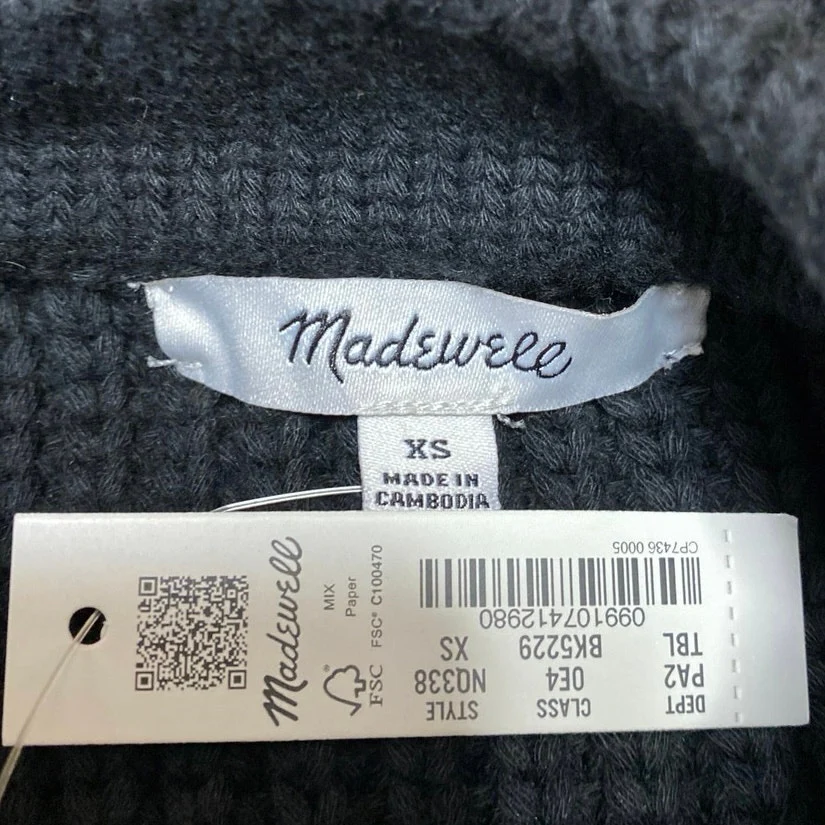 NEW Madewell Women's Black Sleeveless Button Up V Neck Sweater Vest Top Size XS - Image 3