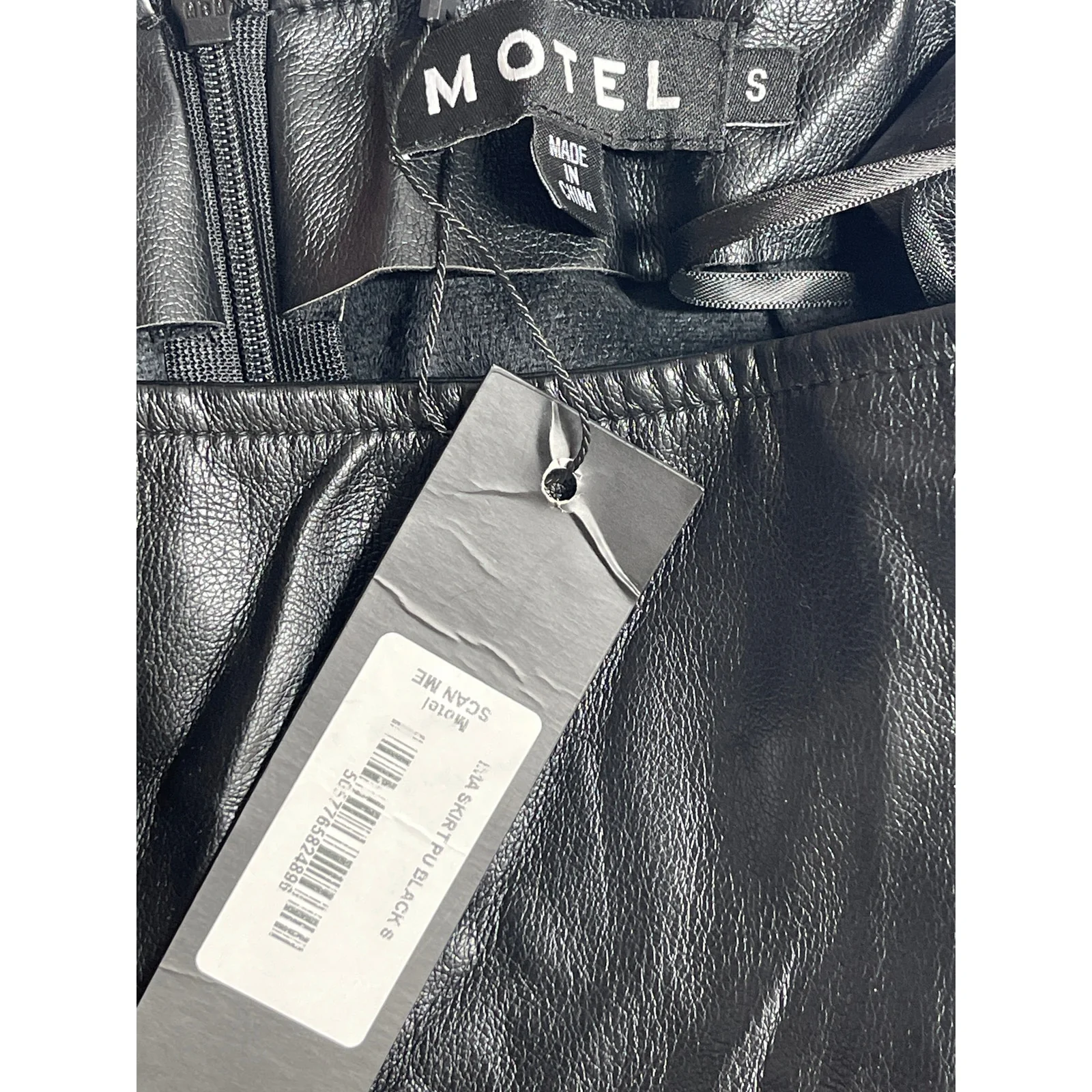 NEW Motel Black Faux Vegan Leather Mid Rise Zip Up Mini Bodycon Pencil Skirt S - Image 4