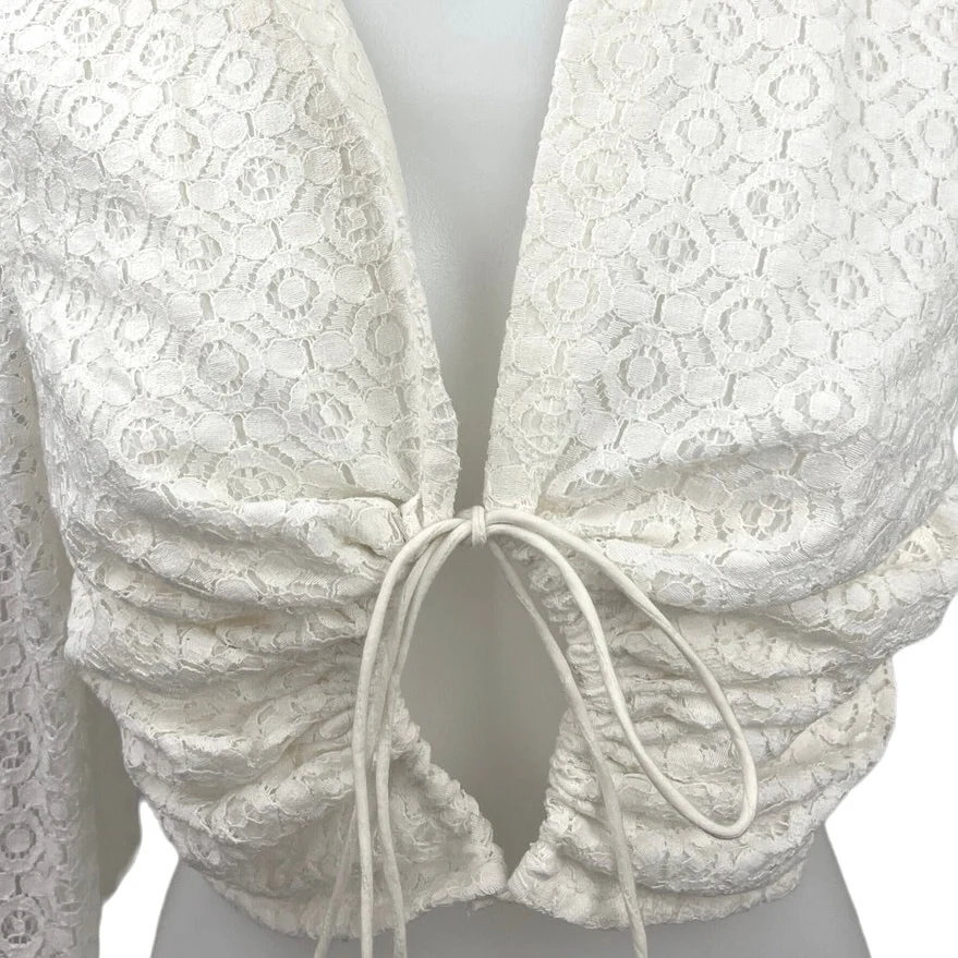NEW NA-KD White Trumpet Long Sleeve Lace Tie V-Neck Collar Crop Top Blouse Sz 6 - Image 3