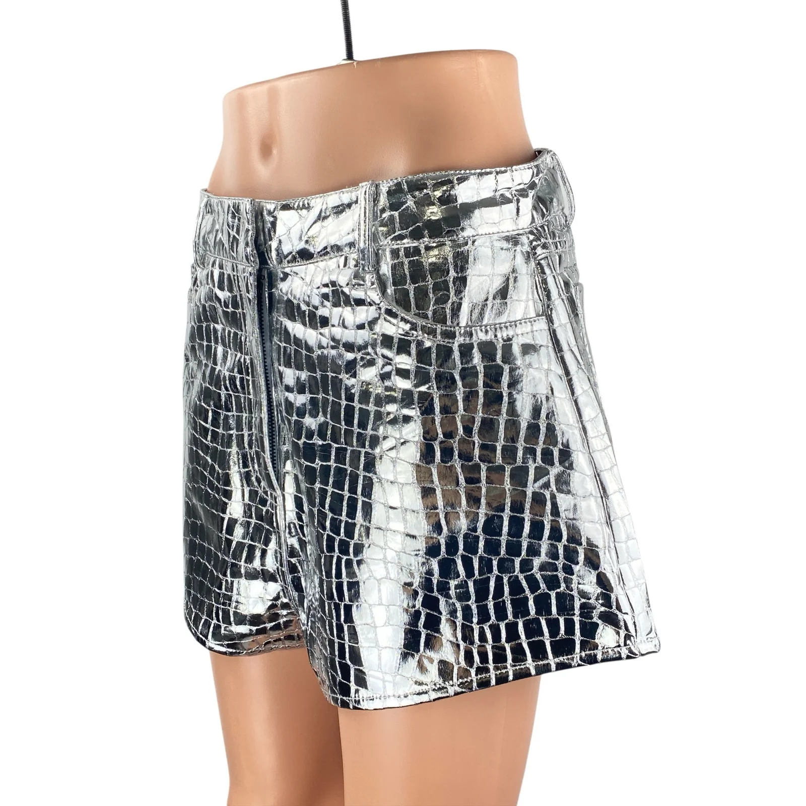NEW Nasty Gal Women's Silver Metallic Croc Faux Leather High Rise Mom Shorts 8 - Image 2