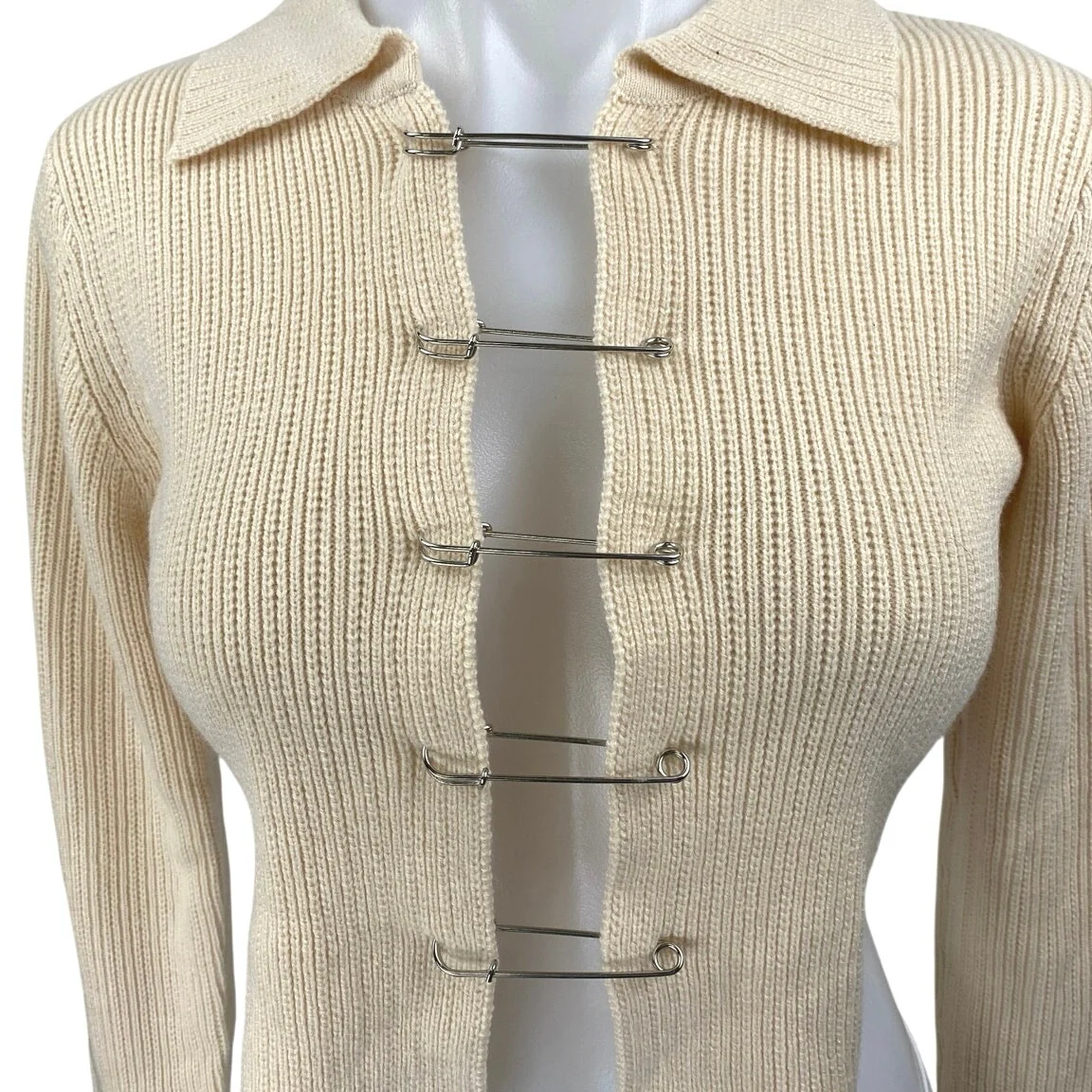 NEW Rehab Lab Beige Ribbed Knit Long Sleeve Pin Collar Cardigan Crop Top Size S - Image 3