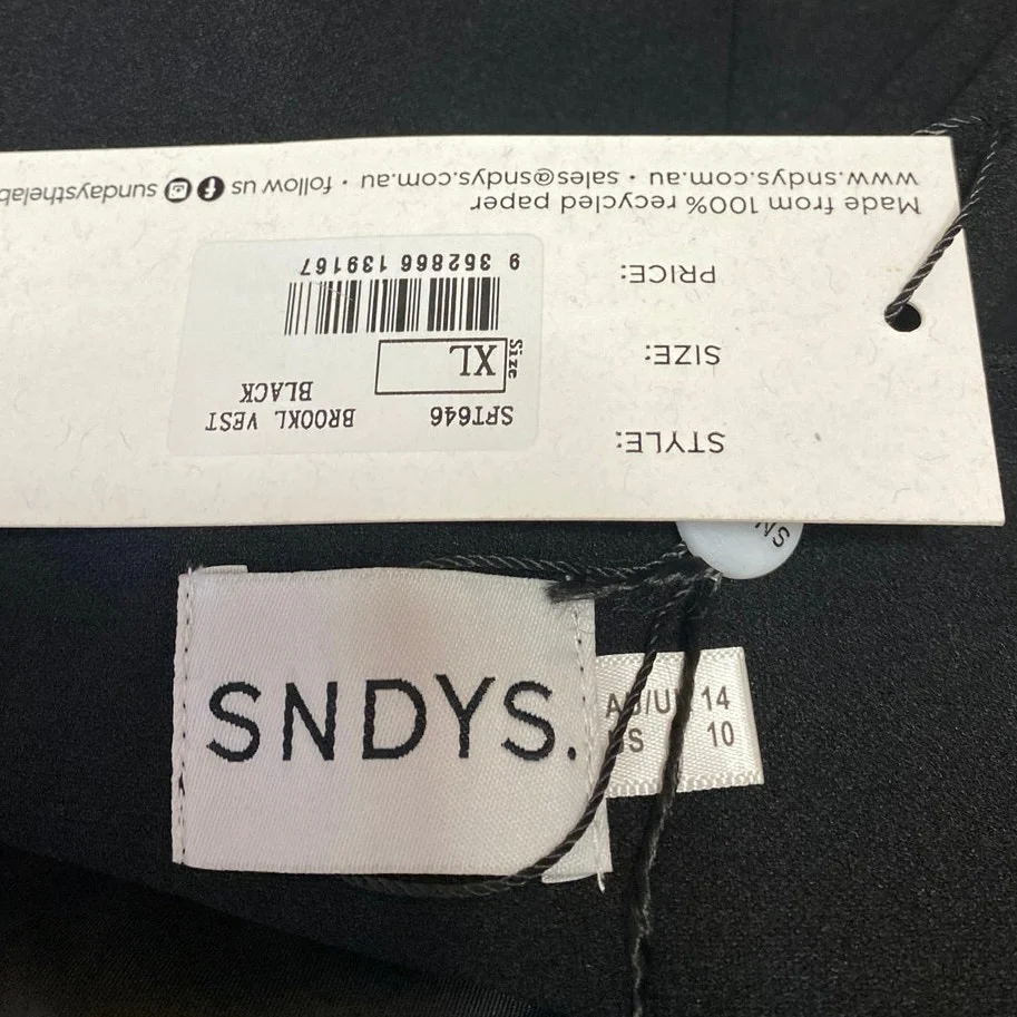 NEW Sndys Brooklyn Women's Black Sleeveless V Neck Midi Vest Jacket Top Size 10 - Image 3