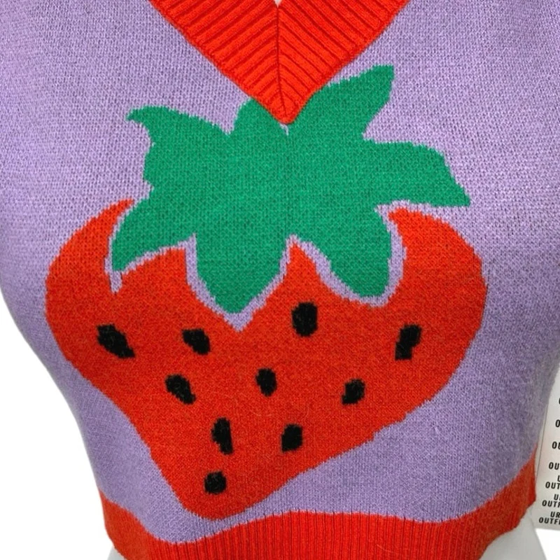 NEW Urban Outfitters Purple Red Strawberry Sleeveless Crop Sweater Vest Top Sz M - Image 3