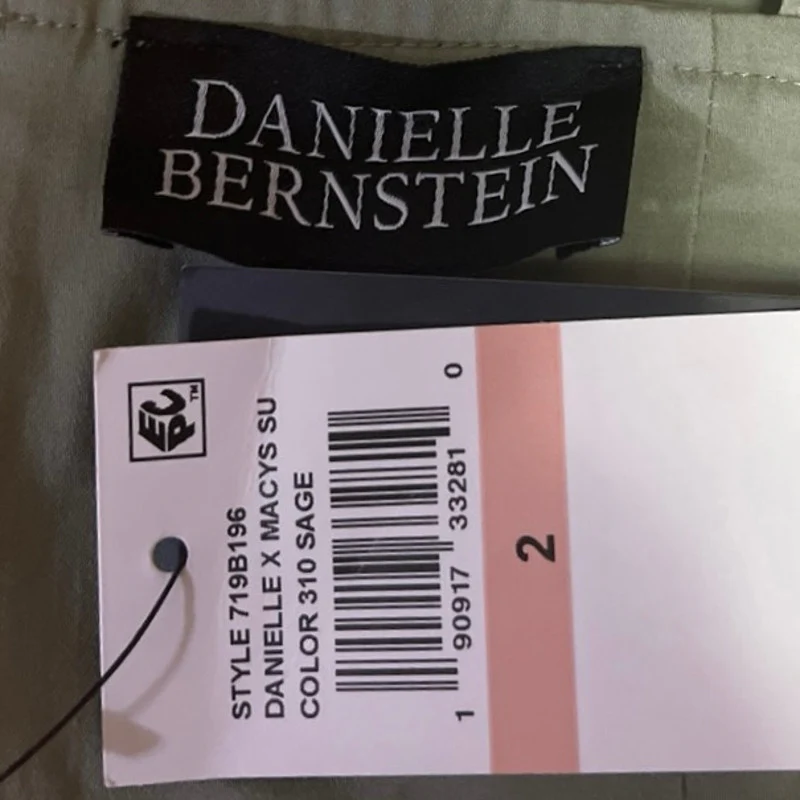 NEW WeWoreWhat Danielle Bernstein Sage Green Square Neck Crop Tank Top Size 2 - Image 3