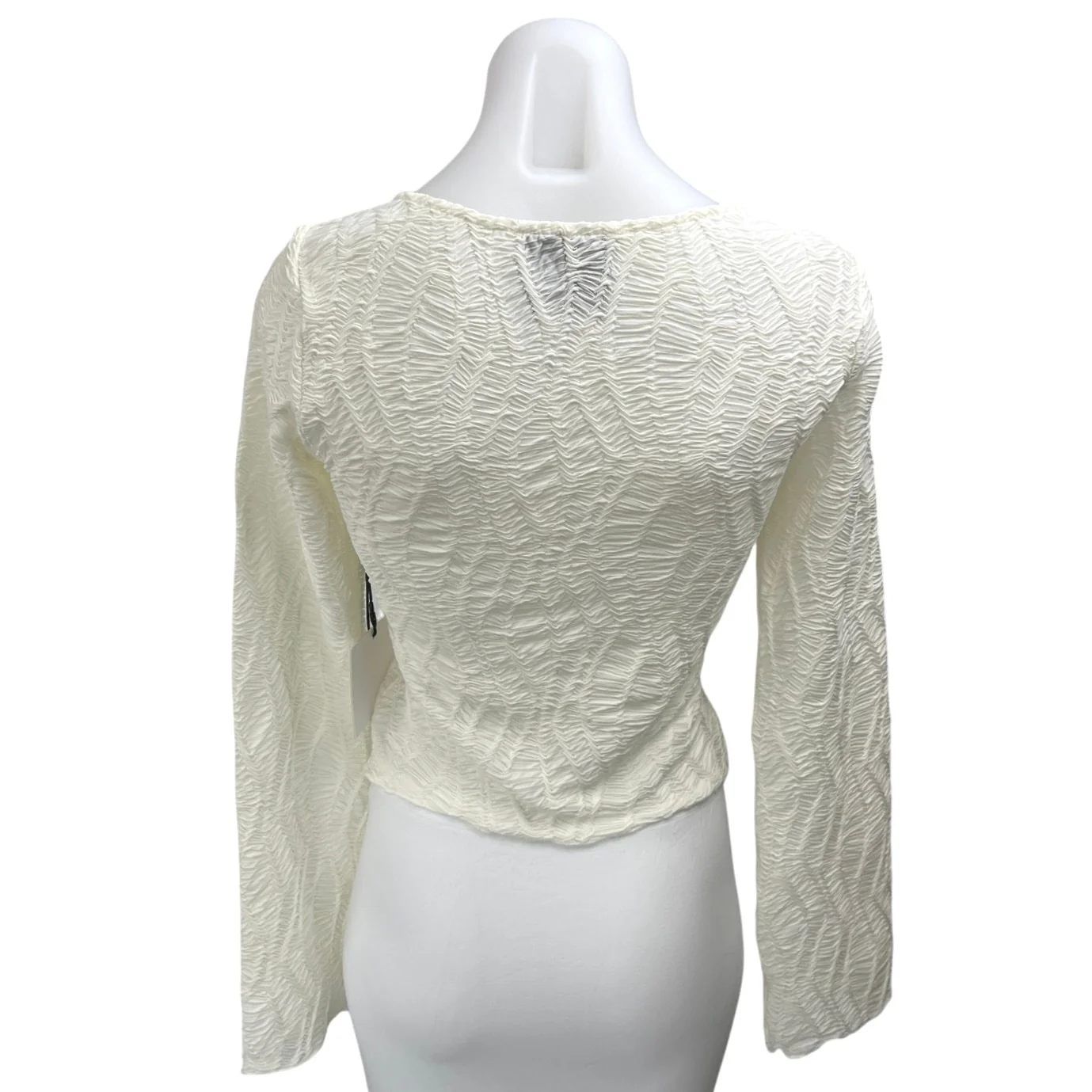 NEW Yellow The Label TIA White Textured Long Sleeve Pullover Crop Blouse Top S - Image 2