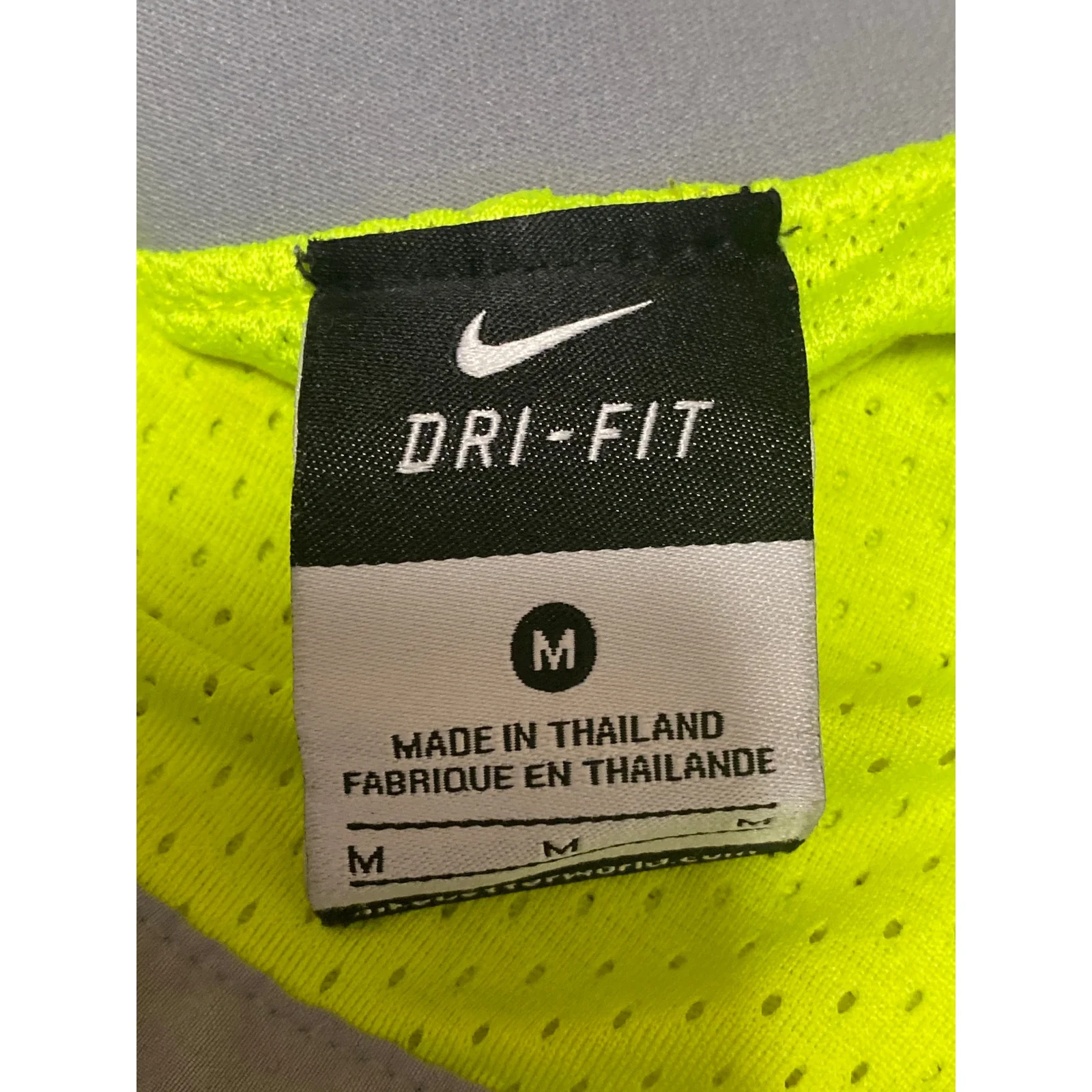 Nike Dri-FIT Mesh Women's Neon Yoga Gym Athletic Activewear Running Shorts Sz M - Image 5