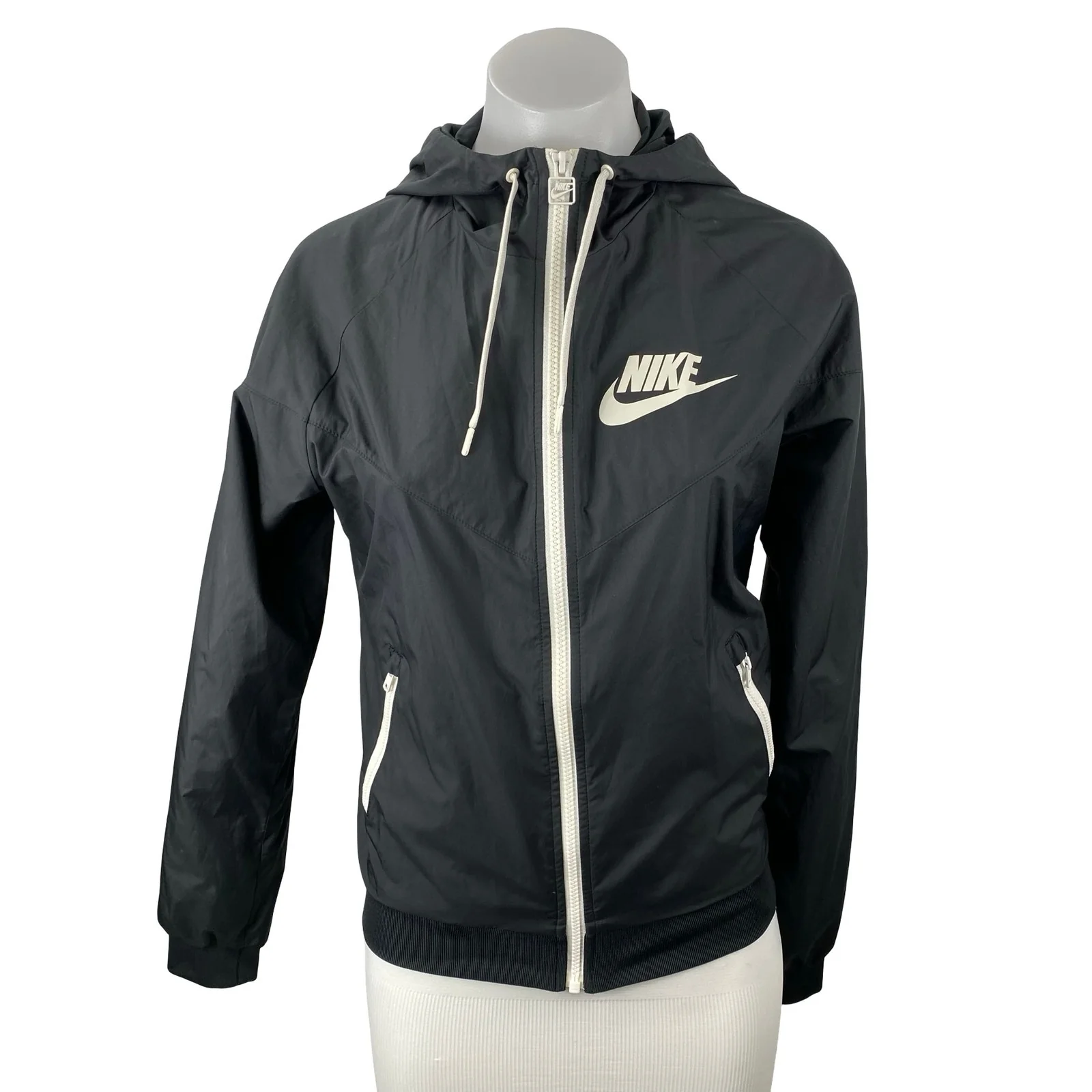 Nike Sportswear Windrunner Black Athletic Activewear Hooded Sweatshirt Jacket S