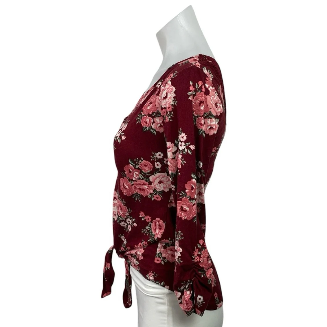 No Boundaries Burgundy Red Vneck Floral 3/4 Sleeve Faux Button Tie Blouse Top XS - Image 2