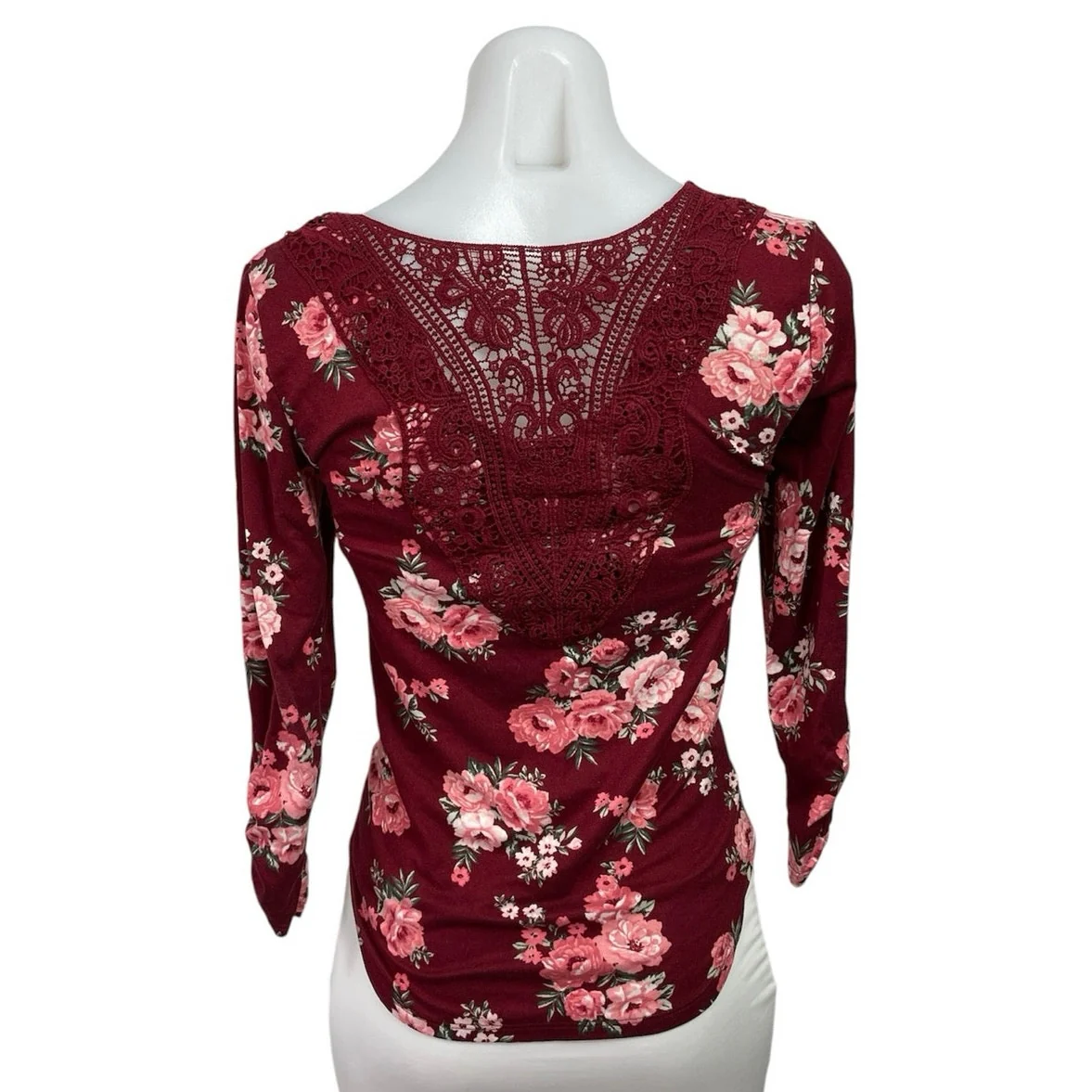 No Boundaries Burgundy Red Vneck Floral 3/4 Sleeve Faux Button Tie Blouse Top XS - Image 3