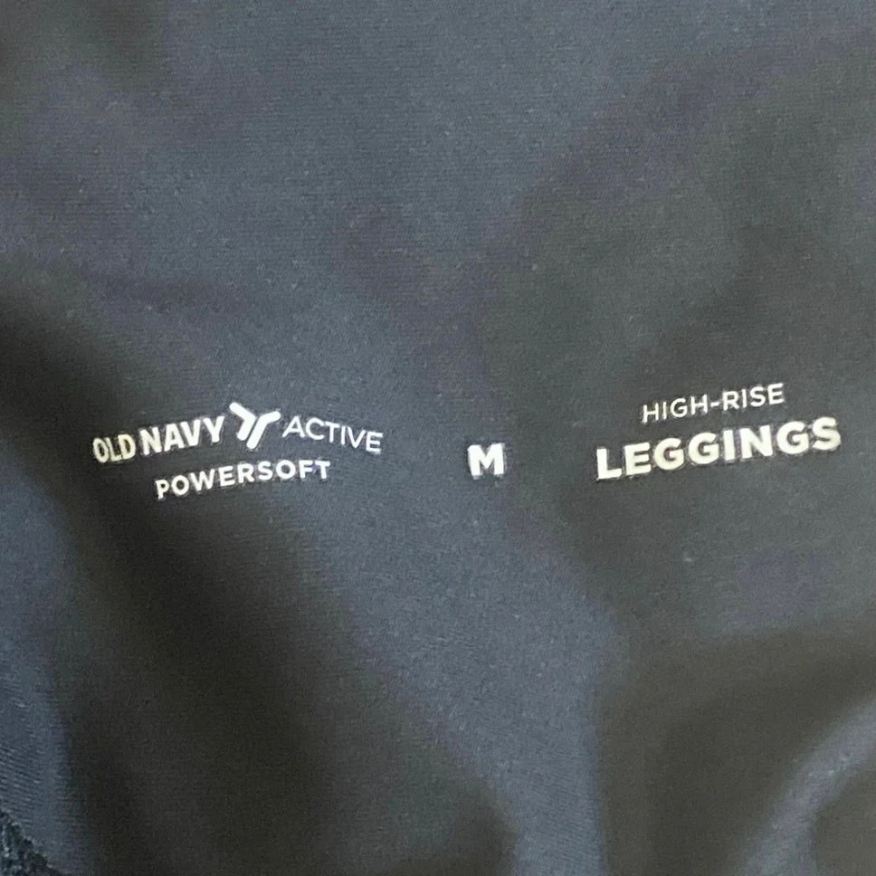 Old Navy Active Women's Black Crop Yoga Workout Athletic Leggings Pants Size M - Image 5