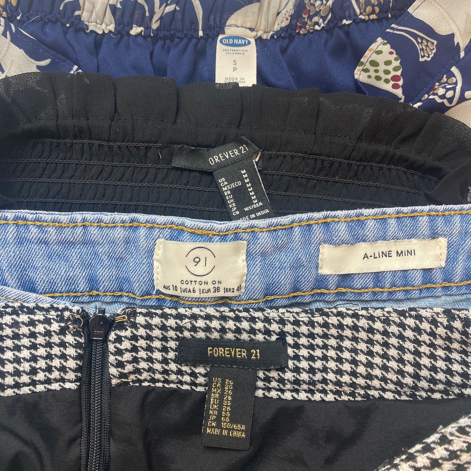 Old Navy Cotton On Women Multi Denim Ruffle Mini Skirt 4Pc Lot Set Size M/S/6/26 - Image 6
