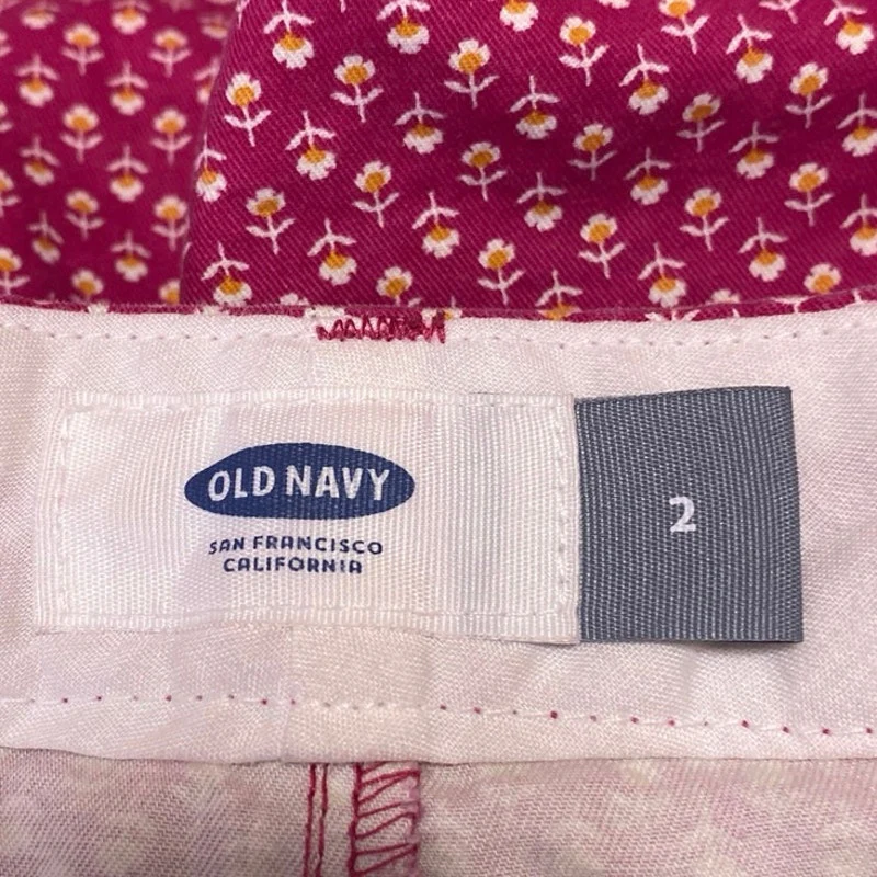 Old Navy Everyday Twill Women's Pink Floral Mid Rise 3" Mini Shorts Size 2 - Image 4