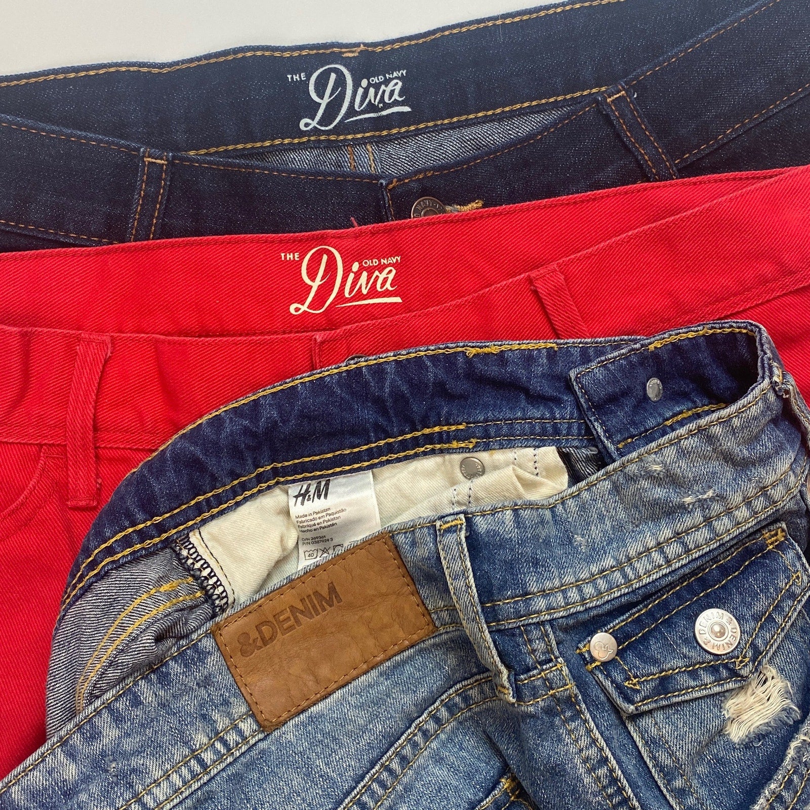 Old Navy & H&M Women's MulDenim Raw Hem Casual Mini Jean Shorts 3pc Lot Size 8 - Image 5