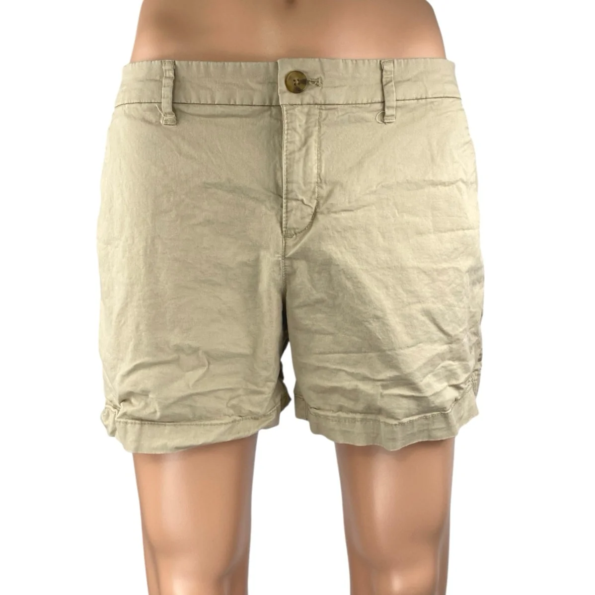 Old Navy Women's Beige Mid Rise Straight Leg Slim Fit Chino Khaki Shorts Size 8