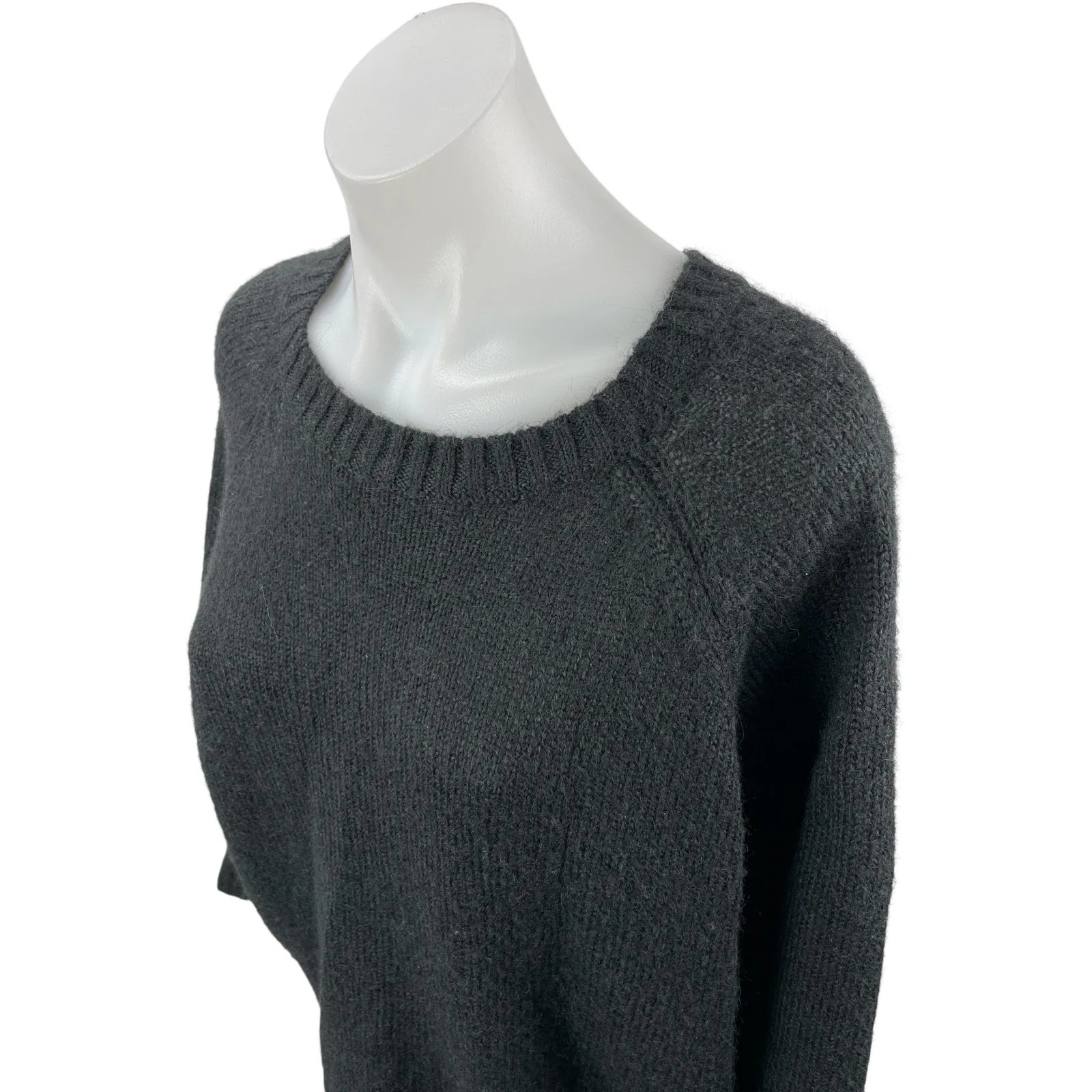 Old Navy Women's Black Long Sleeve Round Neck Knit Sweatshirt Sweater Top SP - Image 2