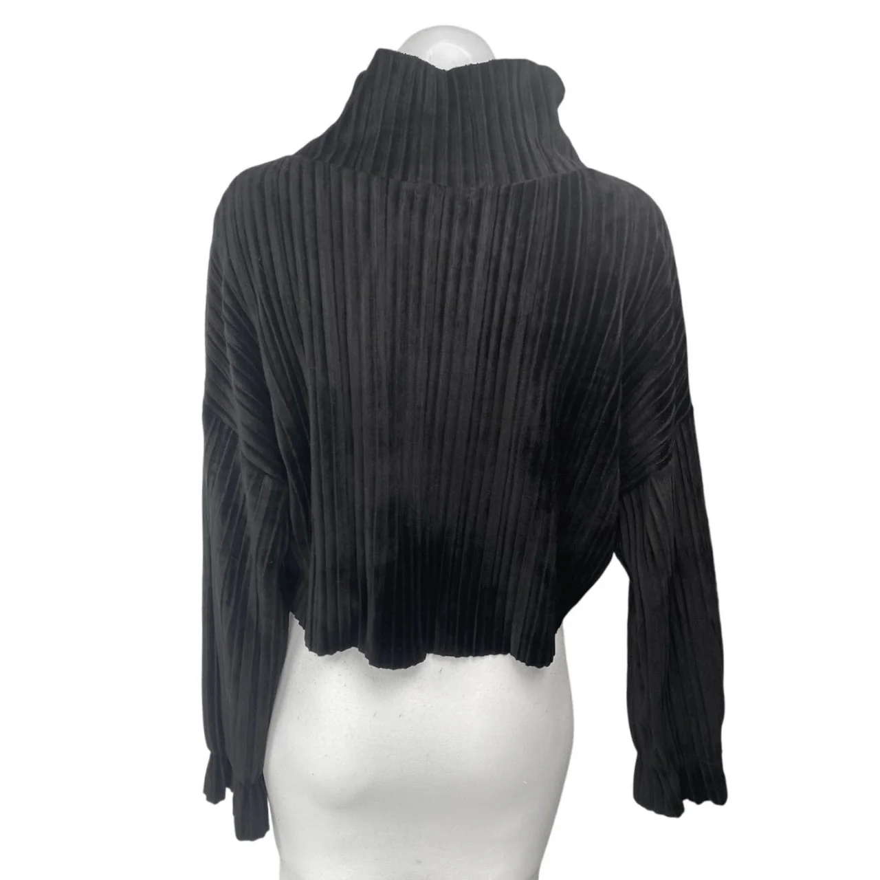 Ontwelfth Women's Black Pleated Knit Long Sleeve Turtleneck Sweater Top Size S - Image 2