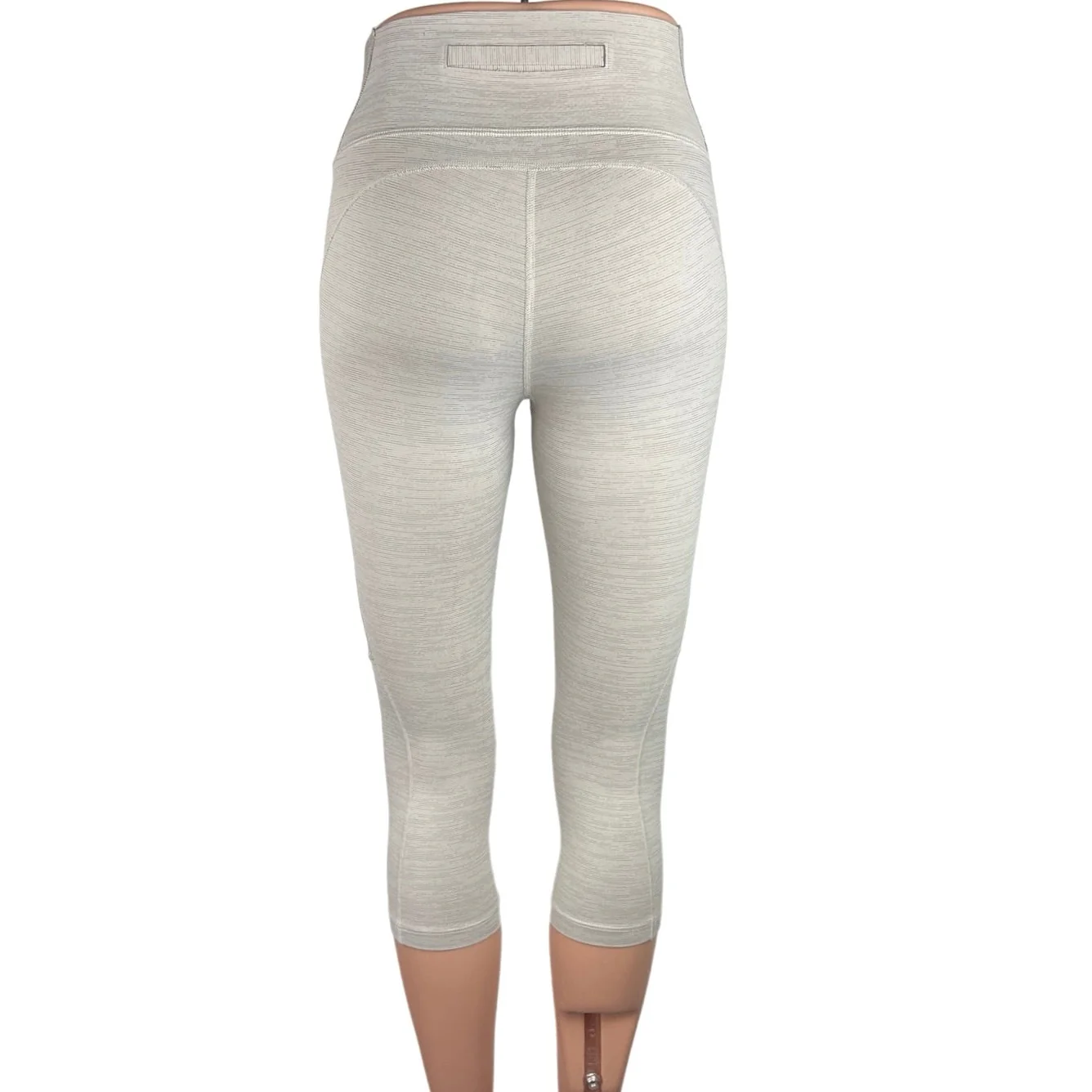 Outdoor Voices Gray White Colorblock Low Rise Pull On Capri Leggings Size XS - Image 3