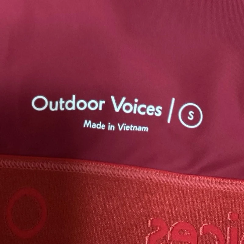 Outdoor Voices Red Scoop Neck Racerback Cutout Yoga Athletic Sports Bra Size S - Image 3